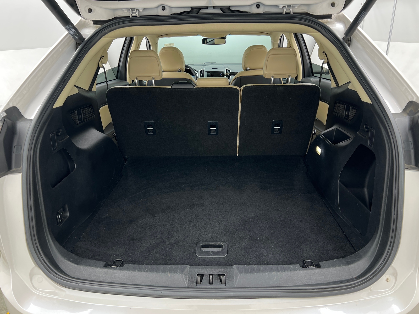 Thumbnail: 2018 Ford Edge - 6