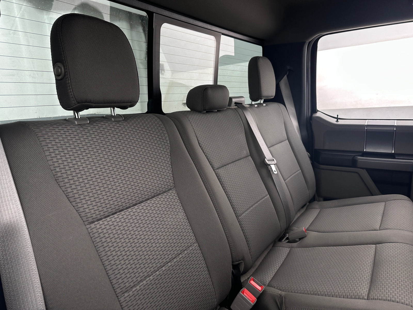 Thumbnail: 2019 Ford Econoline - 6