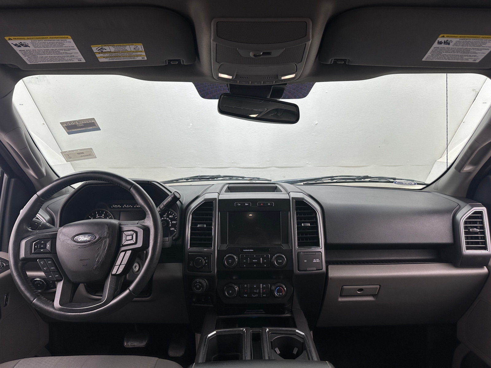 Thumbnail: 2019 Ford Econoline - 3