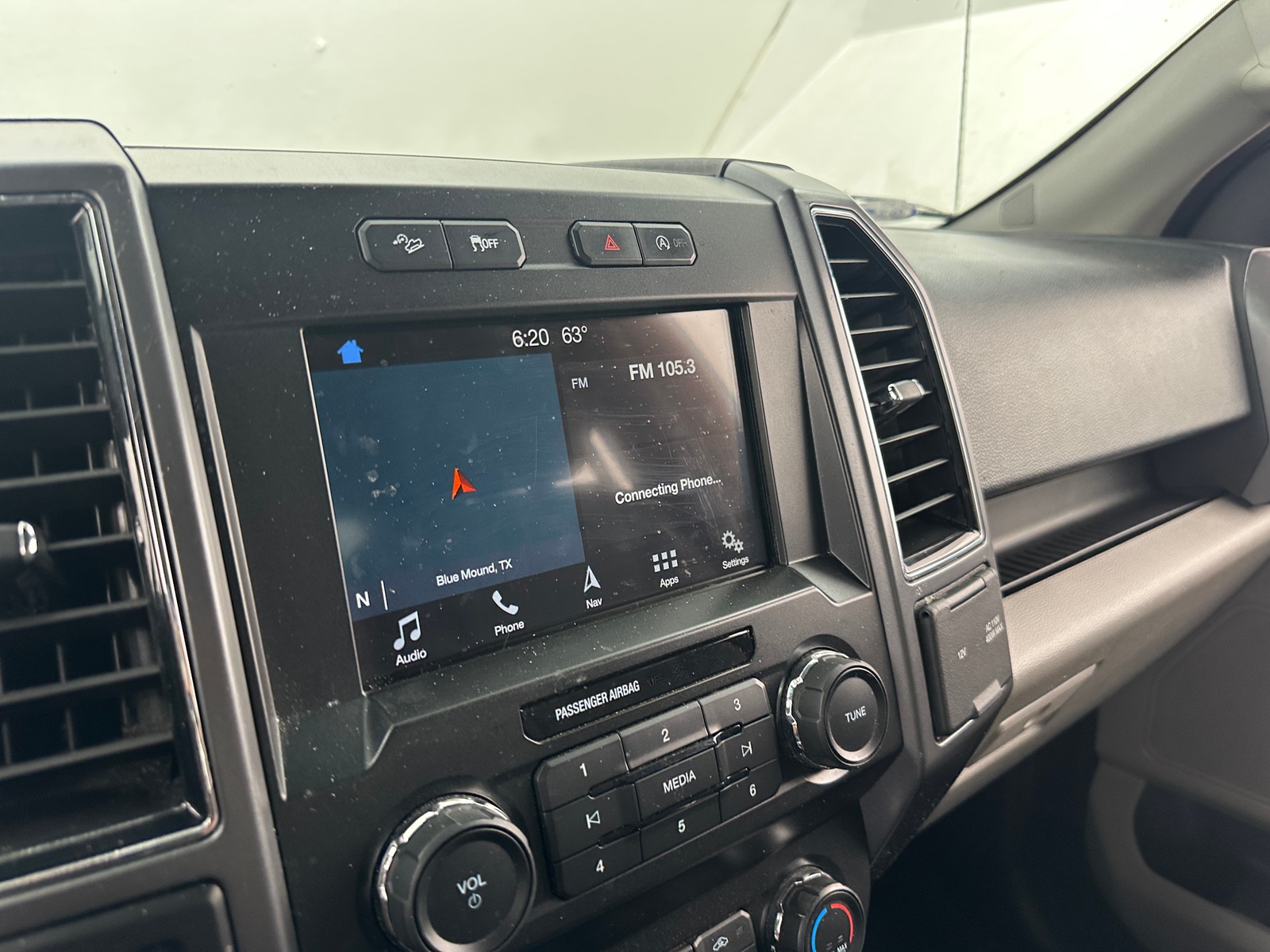 Thumbnail: 2019 Ford Econoline - 4