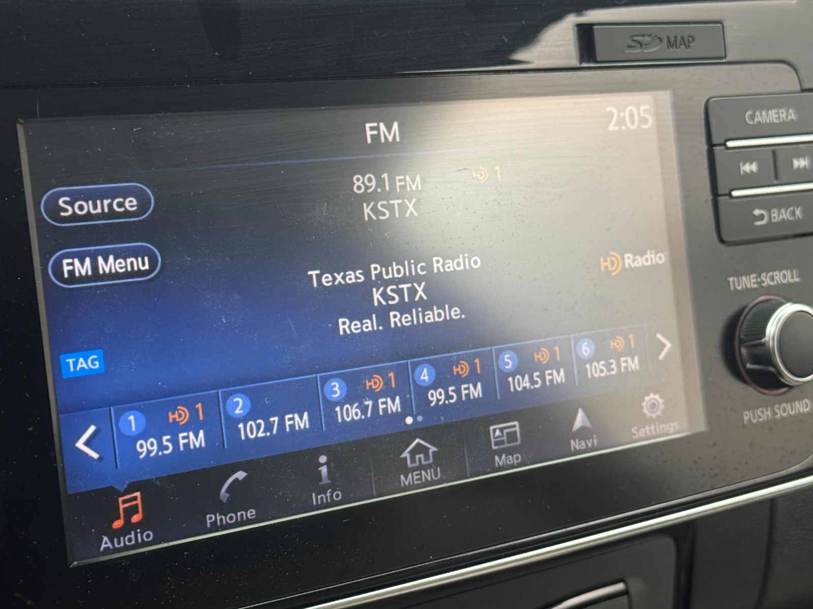 Thumbnail: 2018 Nissan Leaf - 3