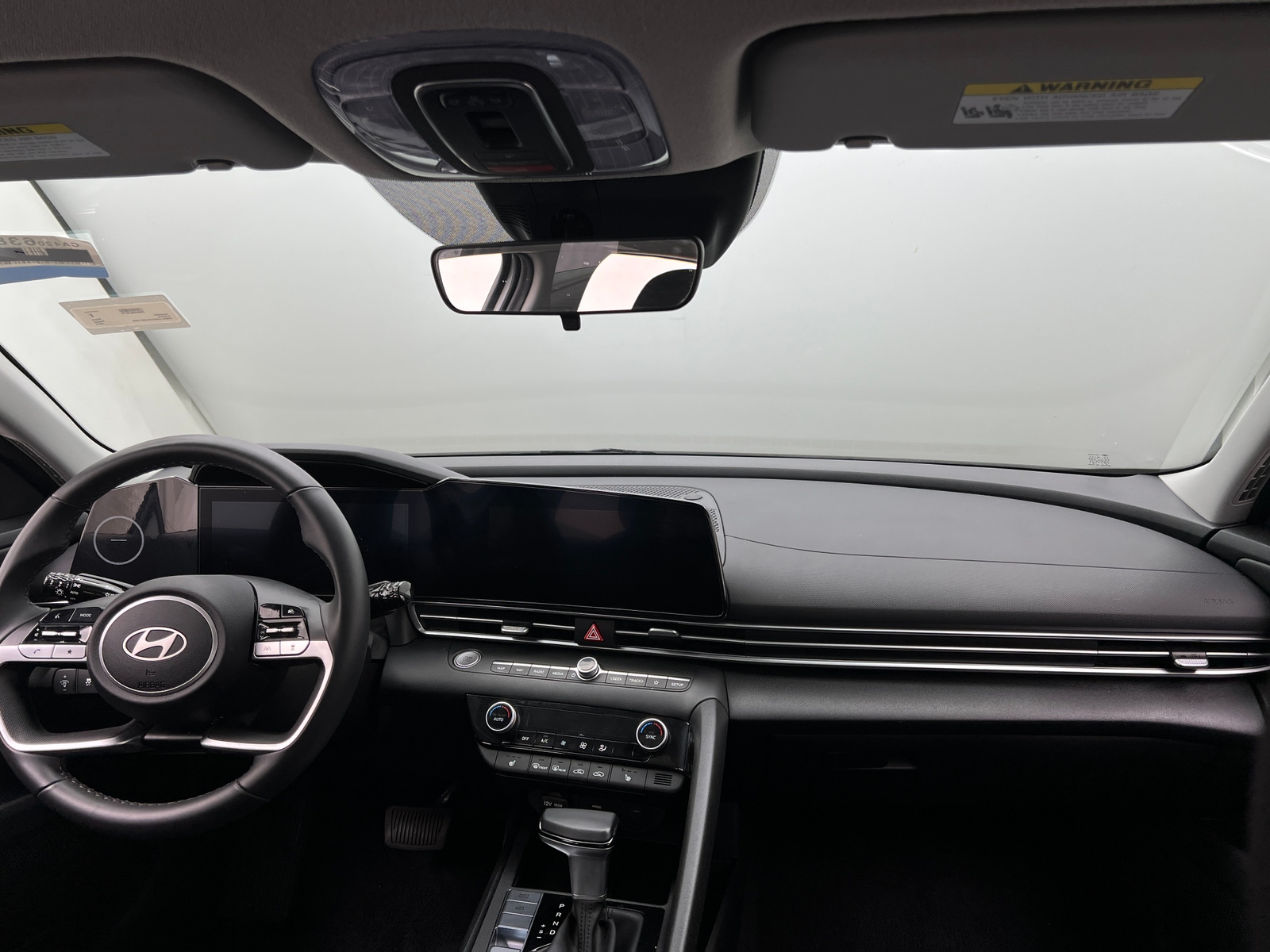 Thumbnail: 2025 Hyundai Elantra - 3