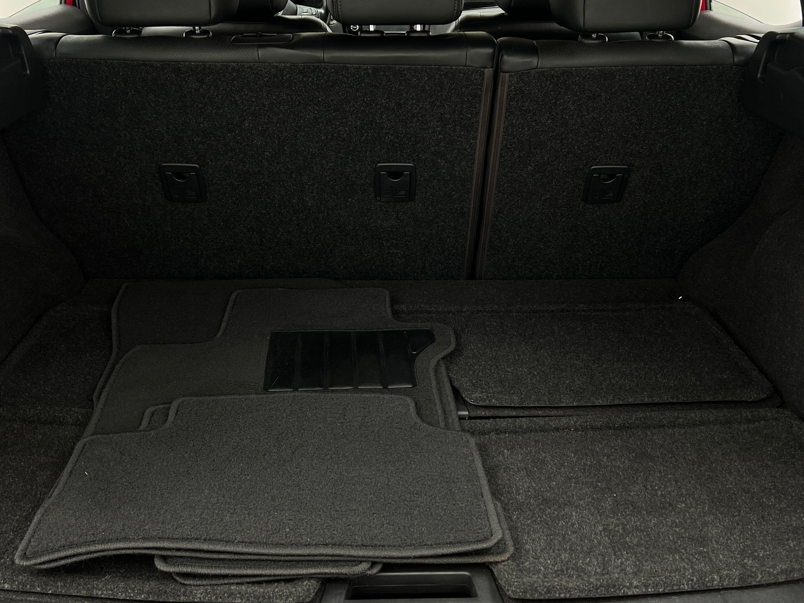 Thumbnail: 2018 Nissan Rogue Sport - 6