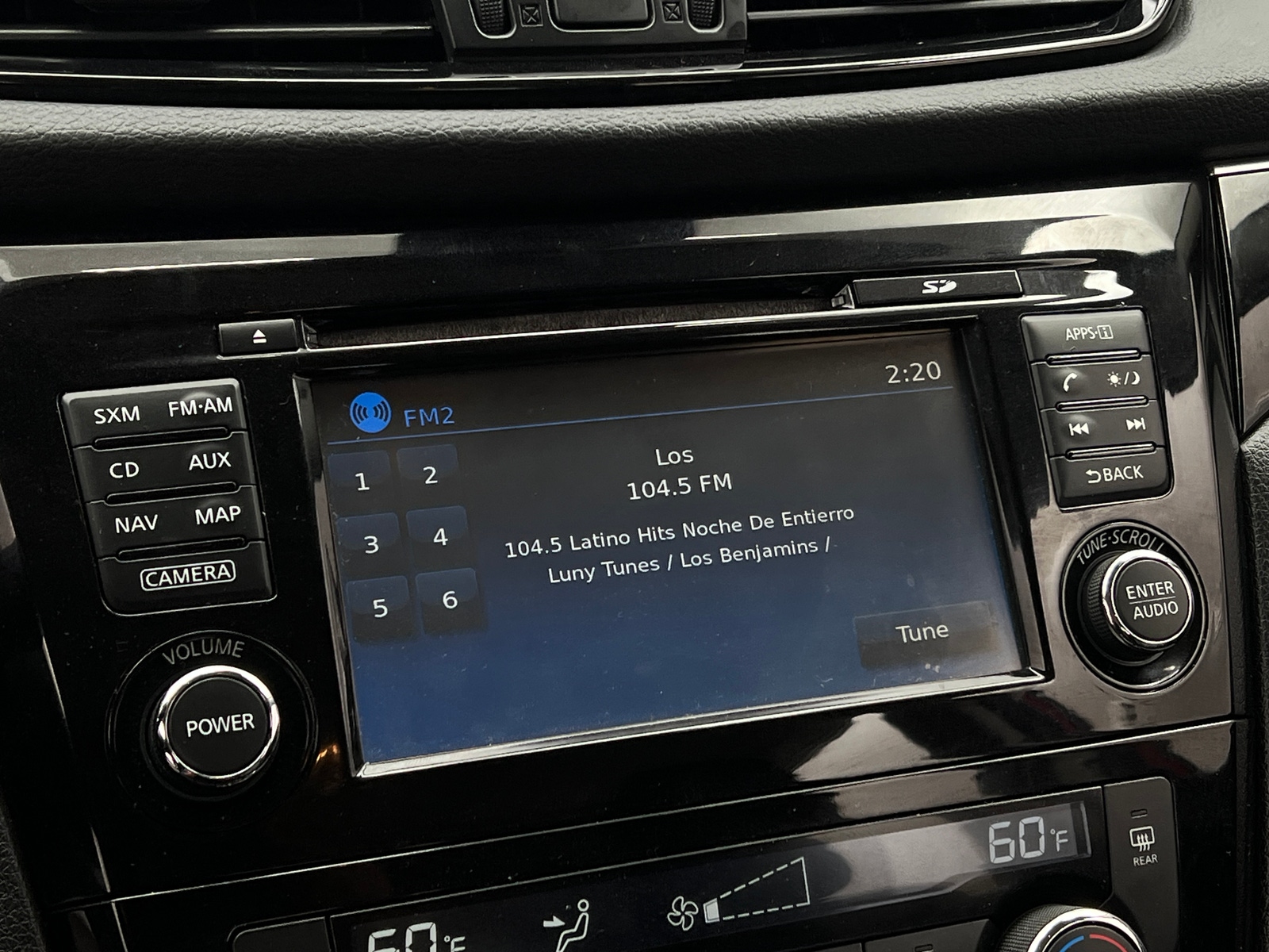 Thumbnail: 2018 Nissan Rogue Sport - 3