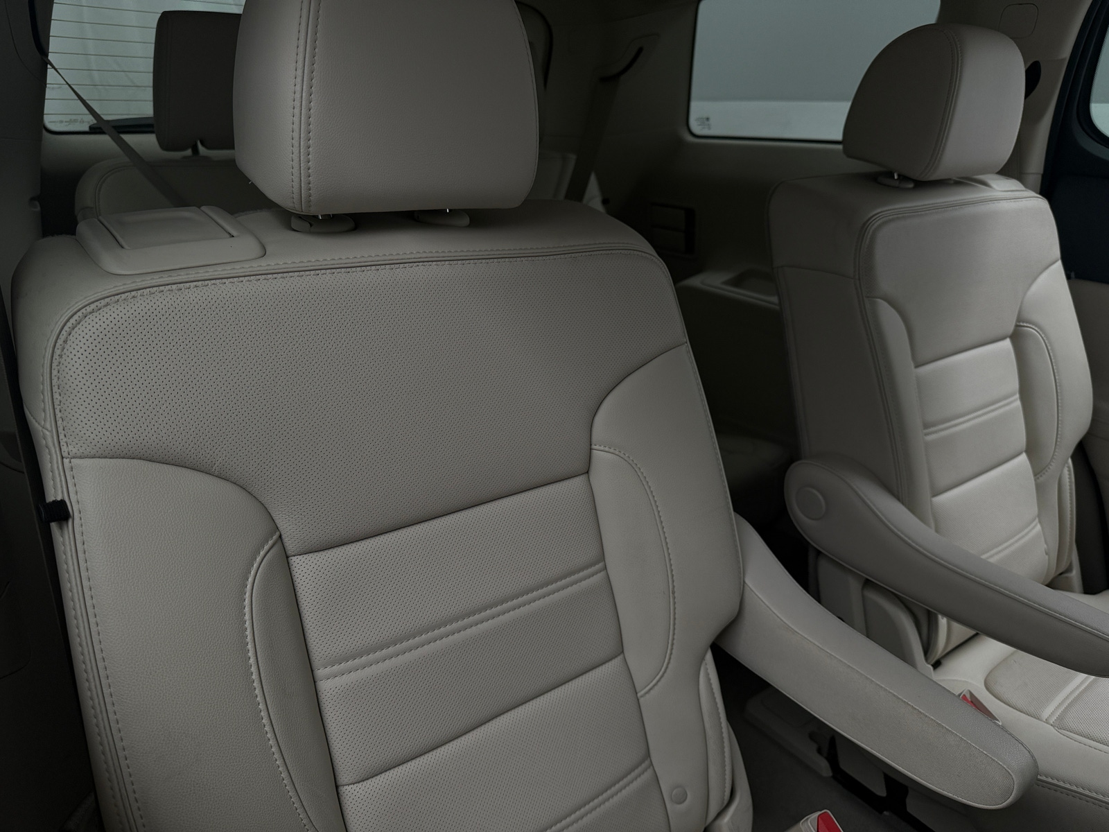 Thumbnail: 2023 GMC Acadia - 5