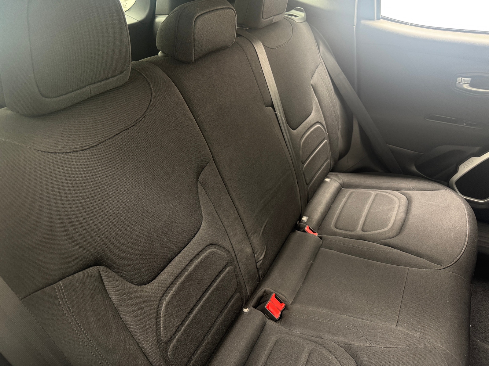 Thumbnail: 2018 Jeep Renegade - 6