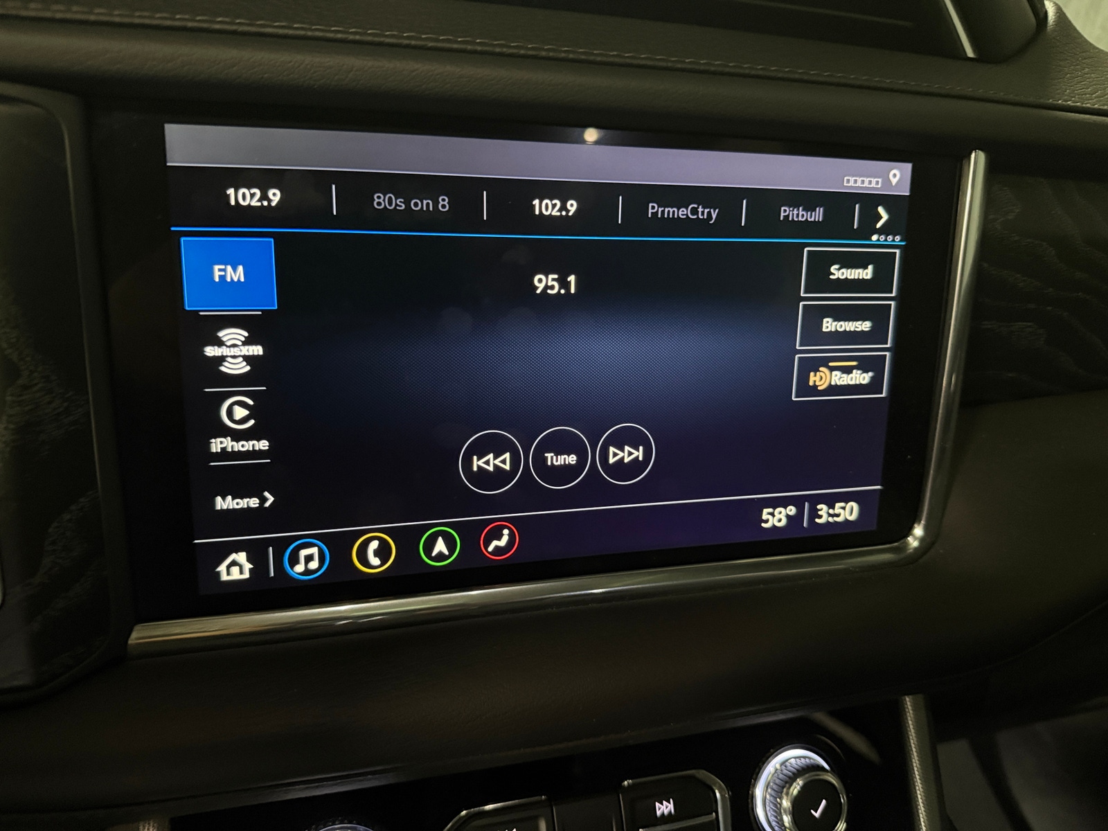 Thumbnail: 2021 GMC Yukon XL - 3