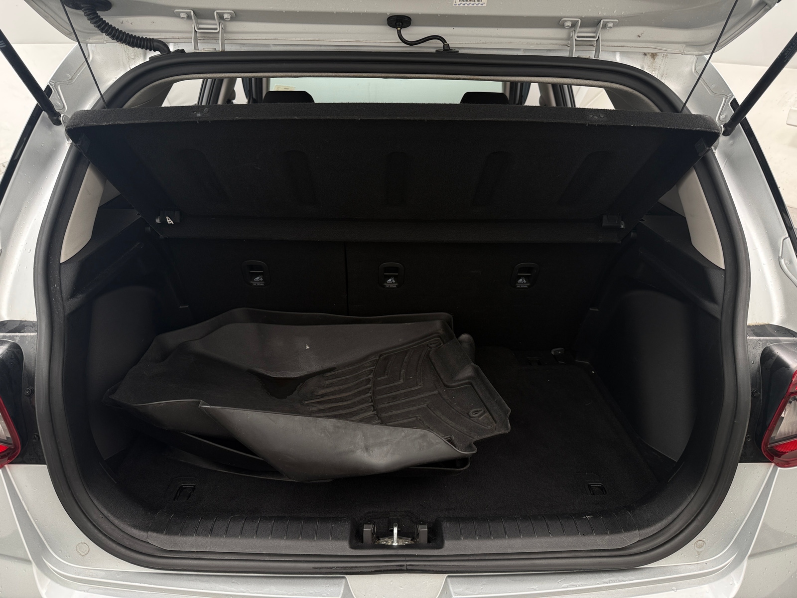 Thumbnail: 2021 Hyundai Venue - 7