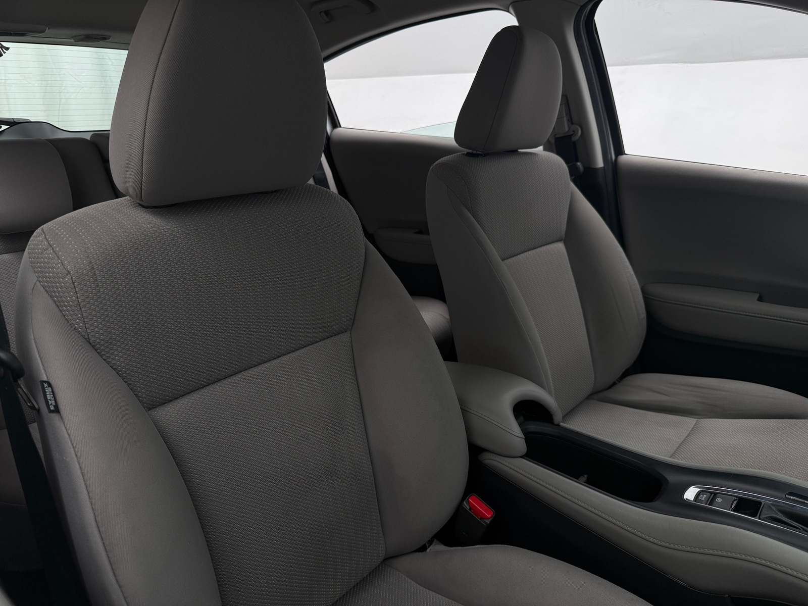 Thumbnail: 2018 Honda HR-V - 2