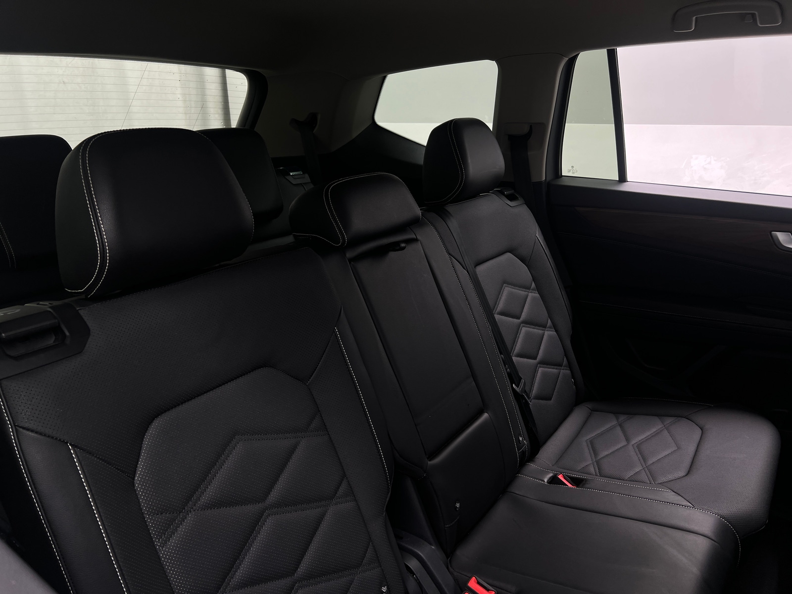 Thumbnail: 2024 Volkswagen Atlas - 5