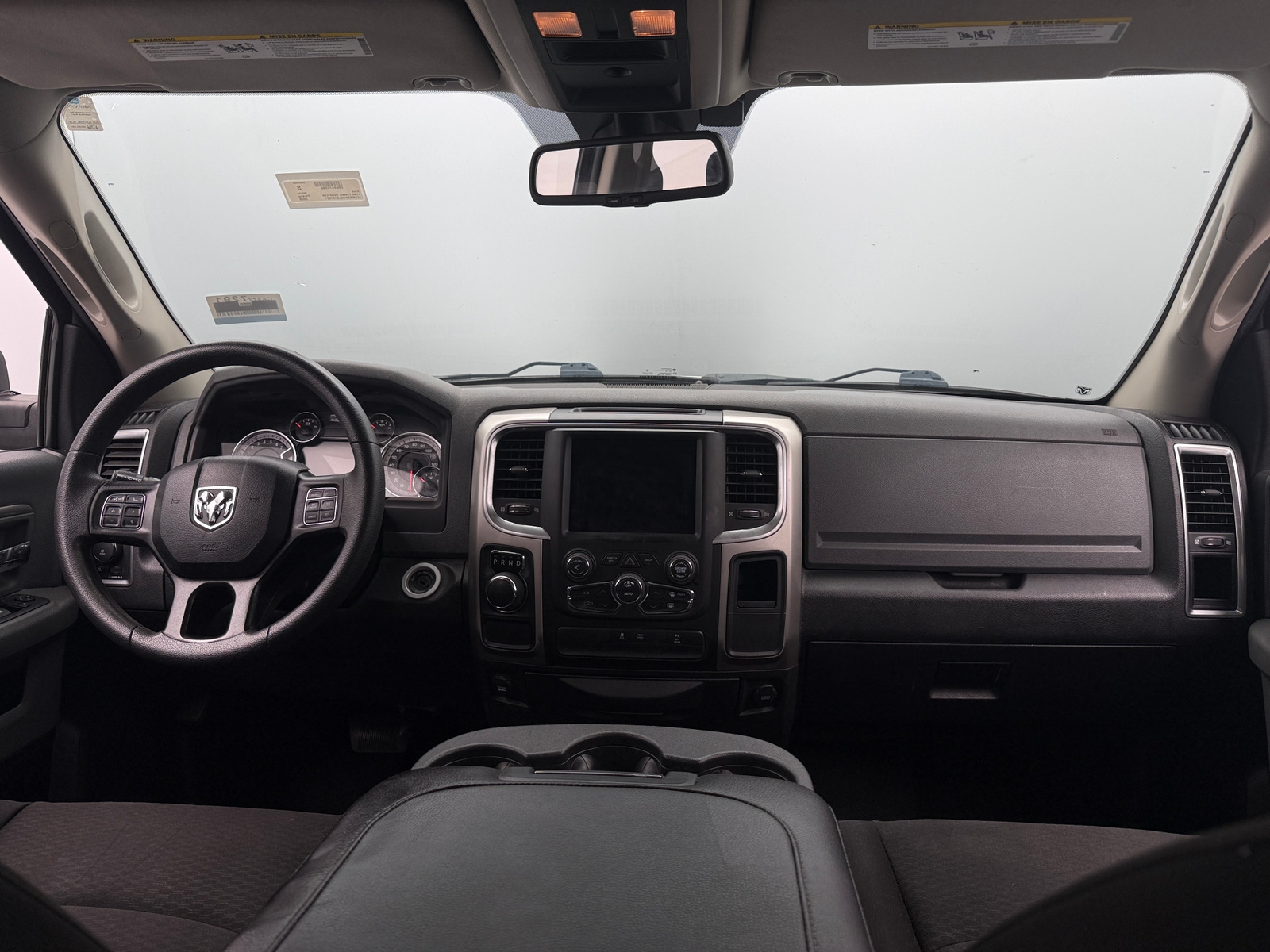 Thumbnail: 2020 RAM 1500 Classic - 3