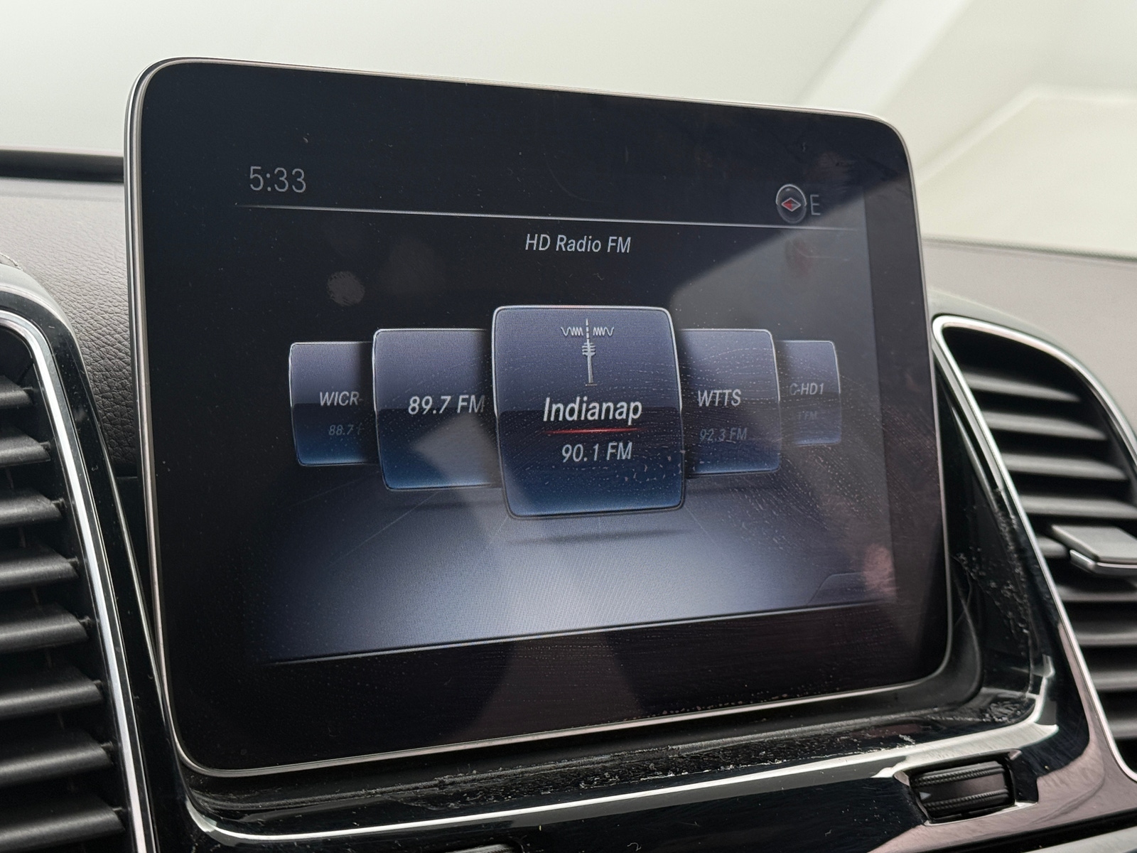 Thumbnail: 2018 Mercedes-Benz GLS - 3