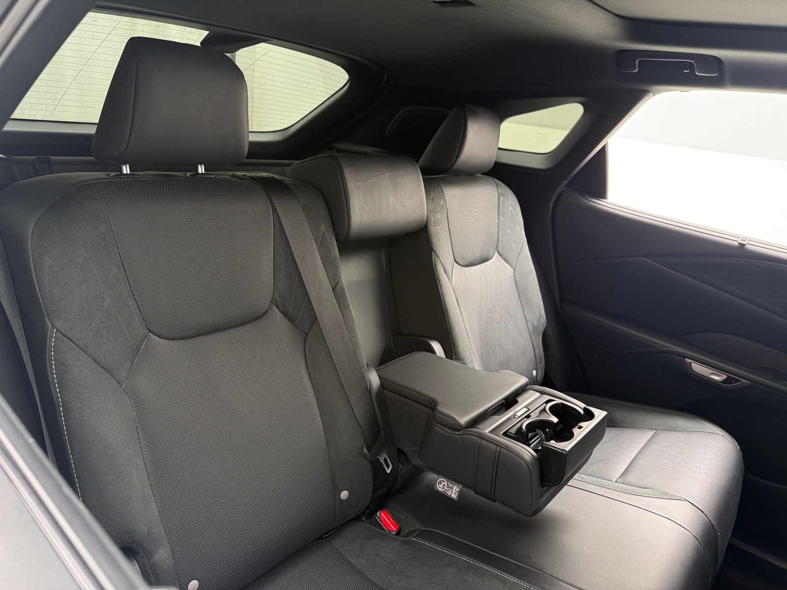 Thumbnail: 2024 Lexus RX - 5