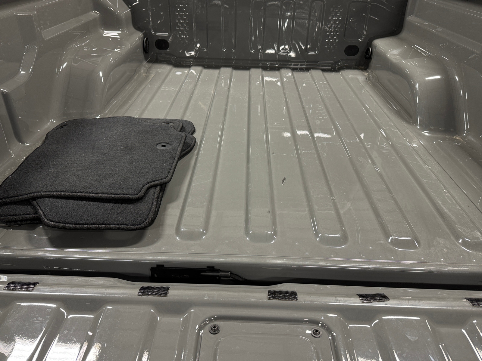 Thumbnail: 2023 Jeep Gladiator - 7