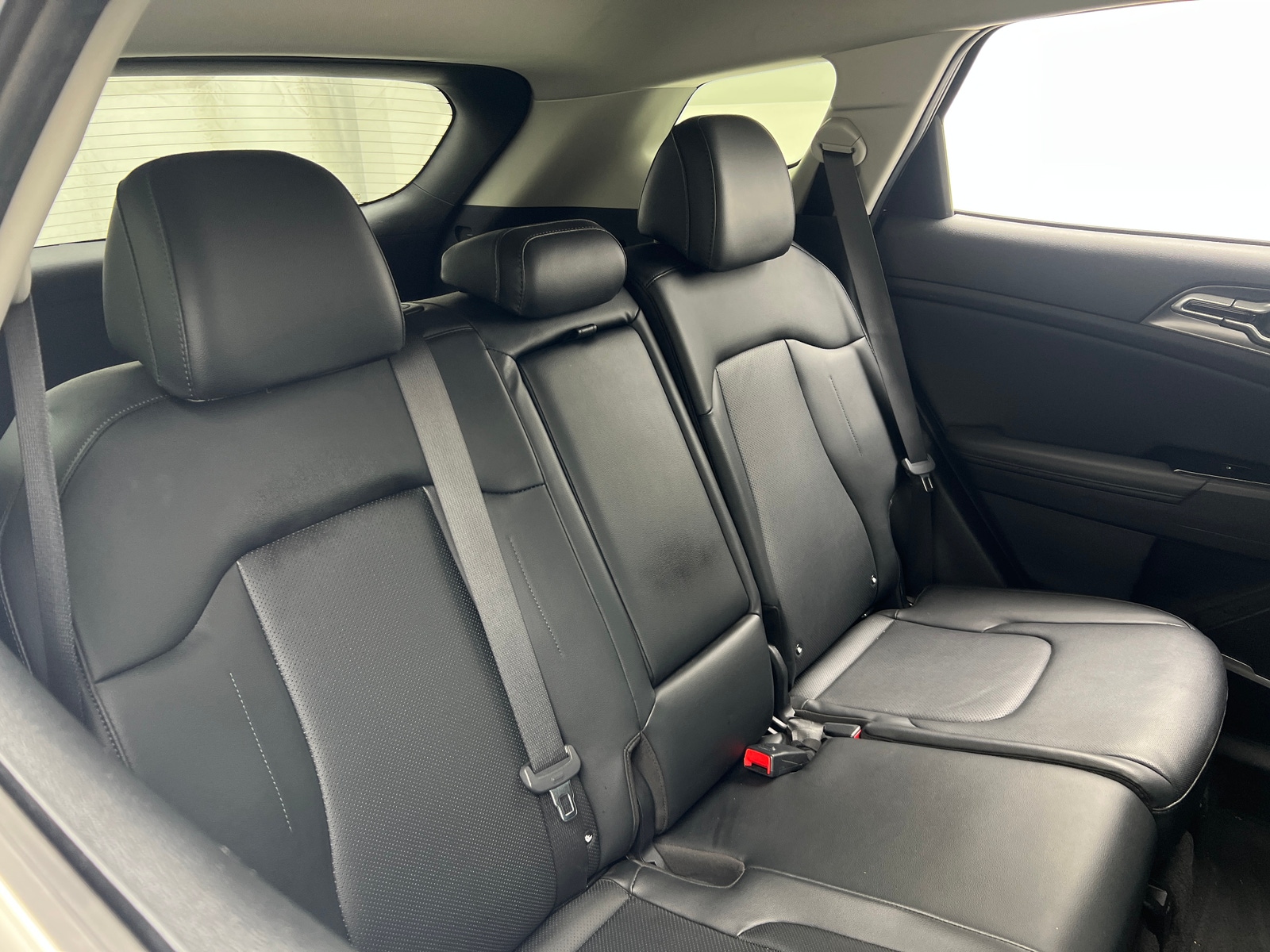 Thumbnail: 2023 Kia Sportage - 5