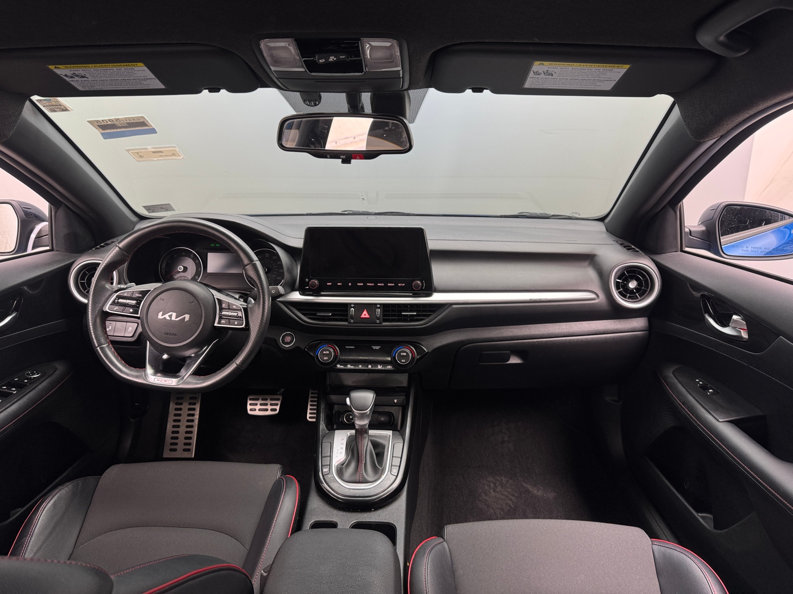 Thumbnail: 2024 Kia Forte - 3