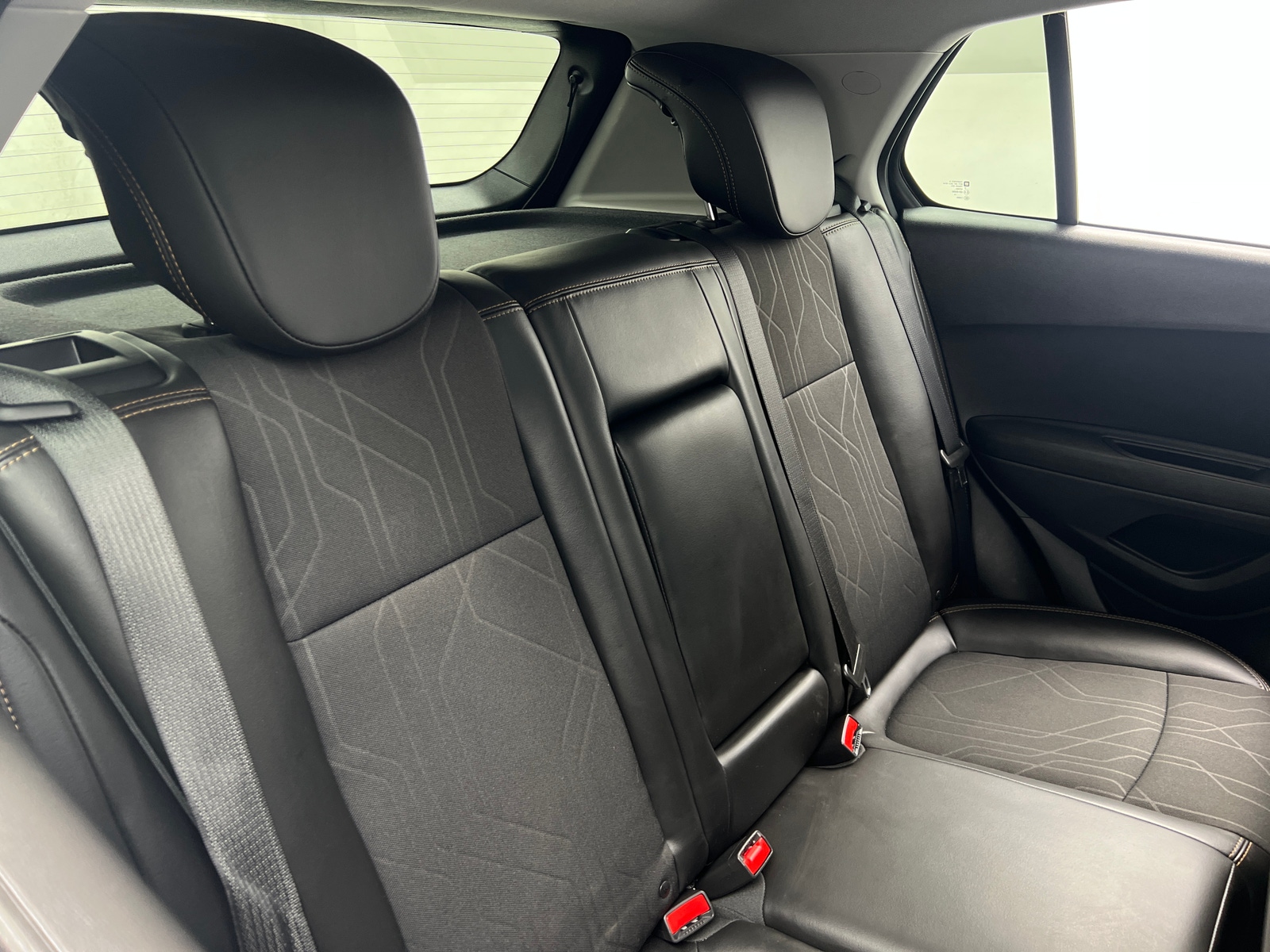 Thumbnail: 2020 Chevrolet Trax - 6