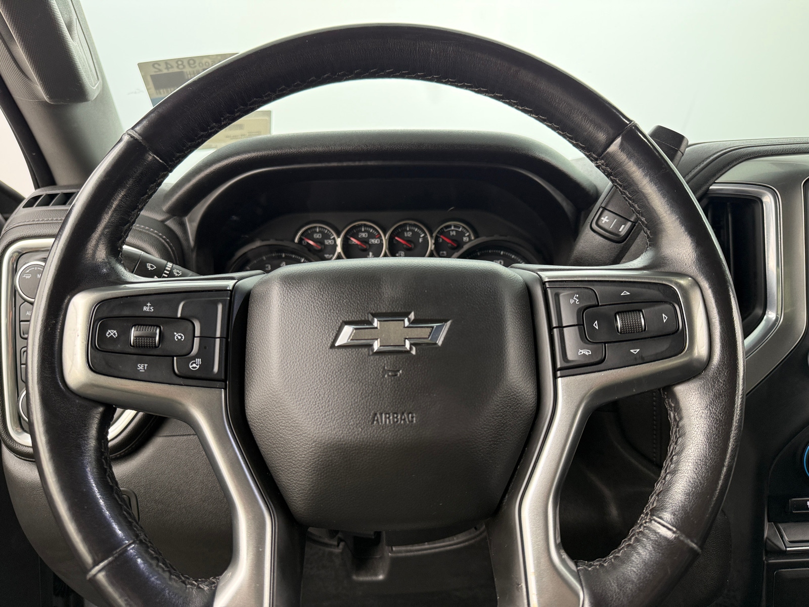 Thumbnail: 2020 Chevrolet Silverado 1500 - 5