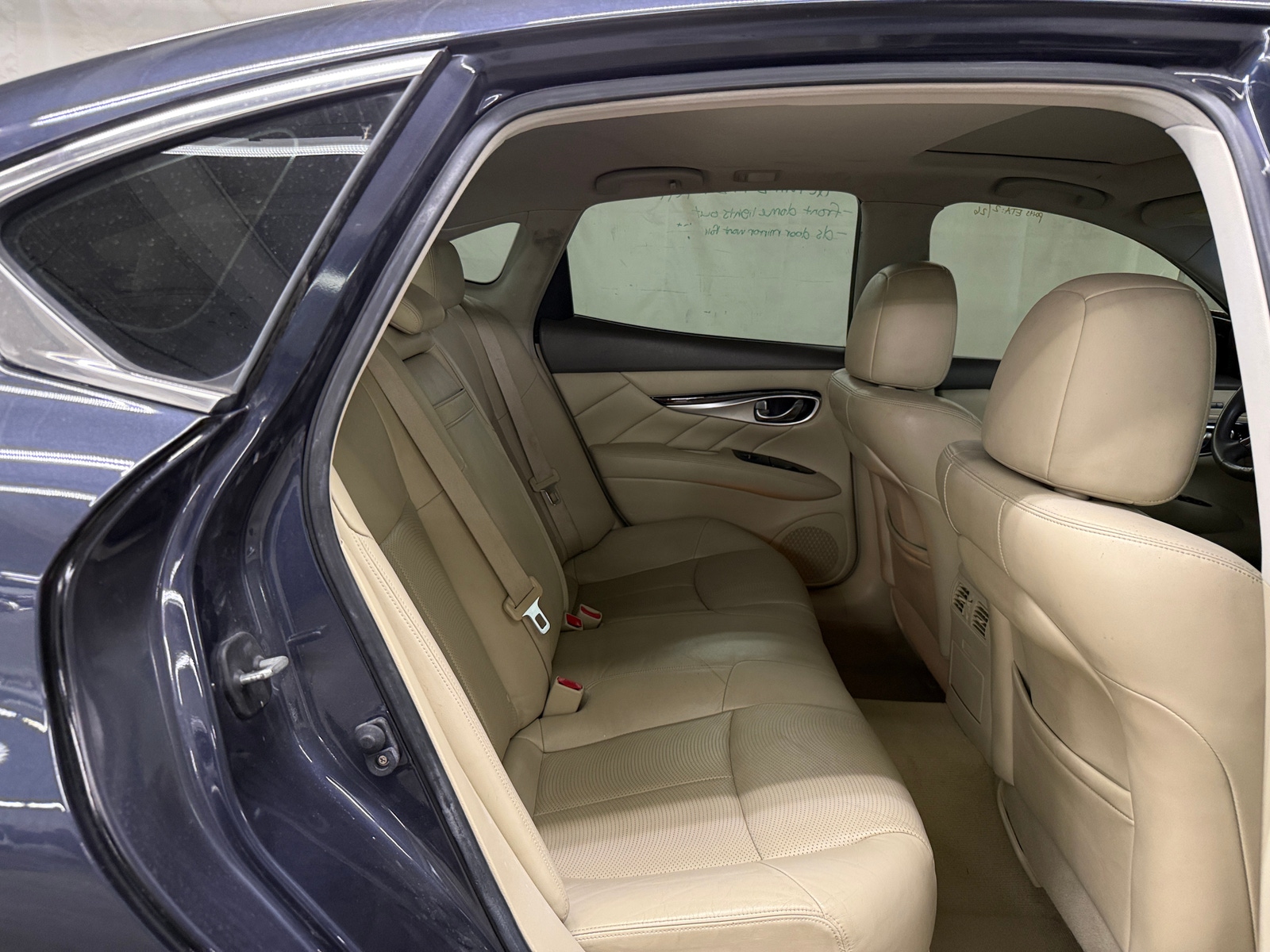 Thumbnail: 2011 INFINITI M37 - 5