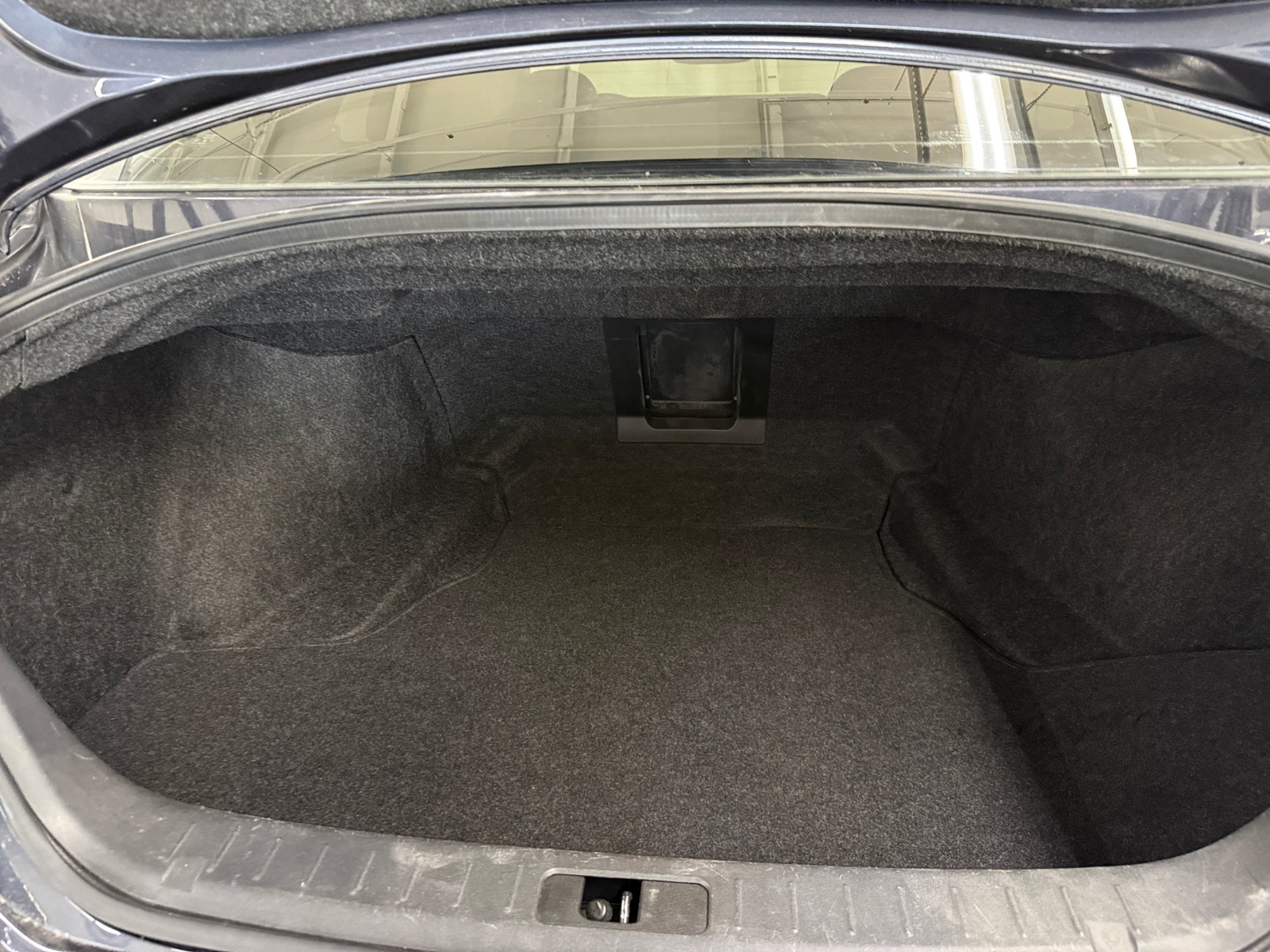 Thumbnail: 2011 INFINITI M37 - 6