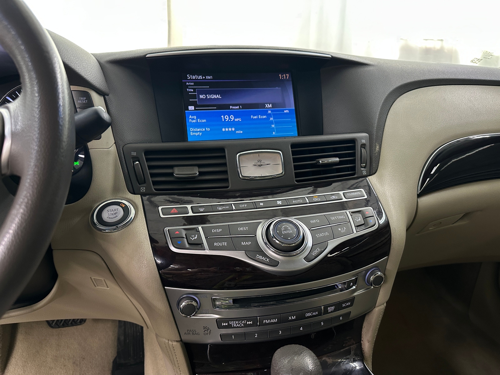 Thumbnail: 2011 INFINITI M37 - 3