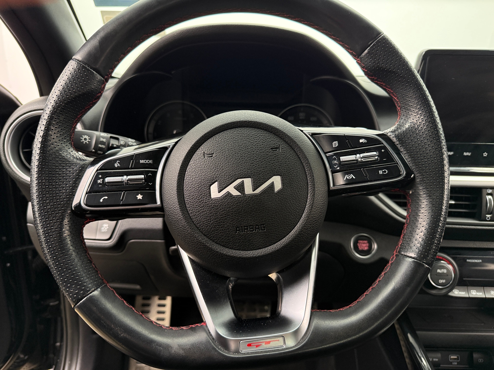 Thumbnail: 2022 Kia Forte - 5