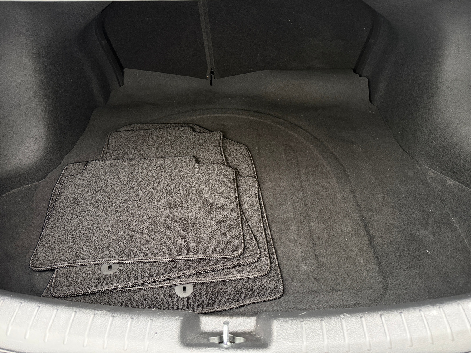 Thumbnail: 2022 Kia Forte - 7