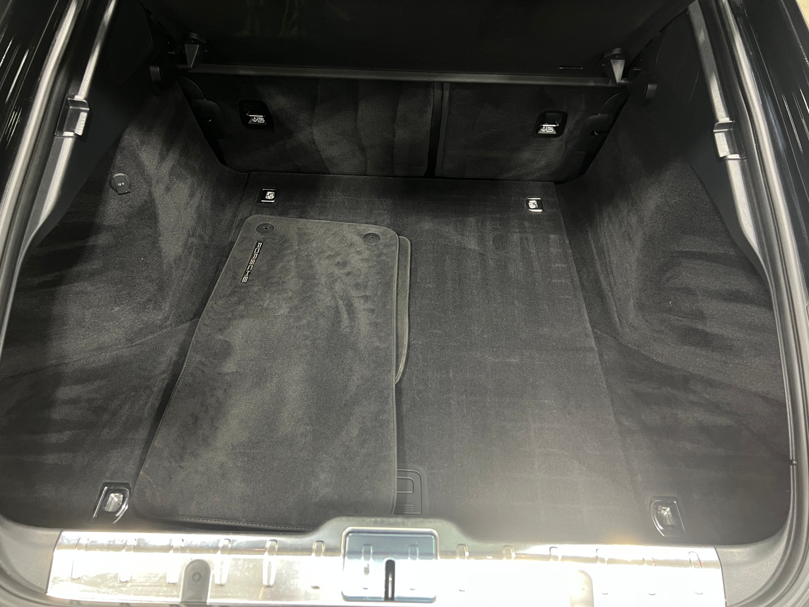 Thumbnail: 2018 Porsche Panamera - 6