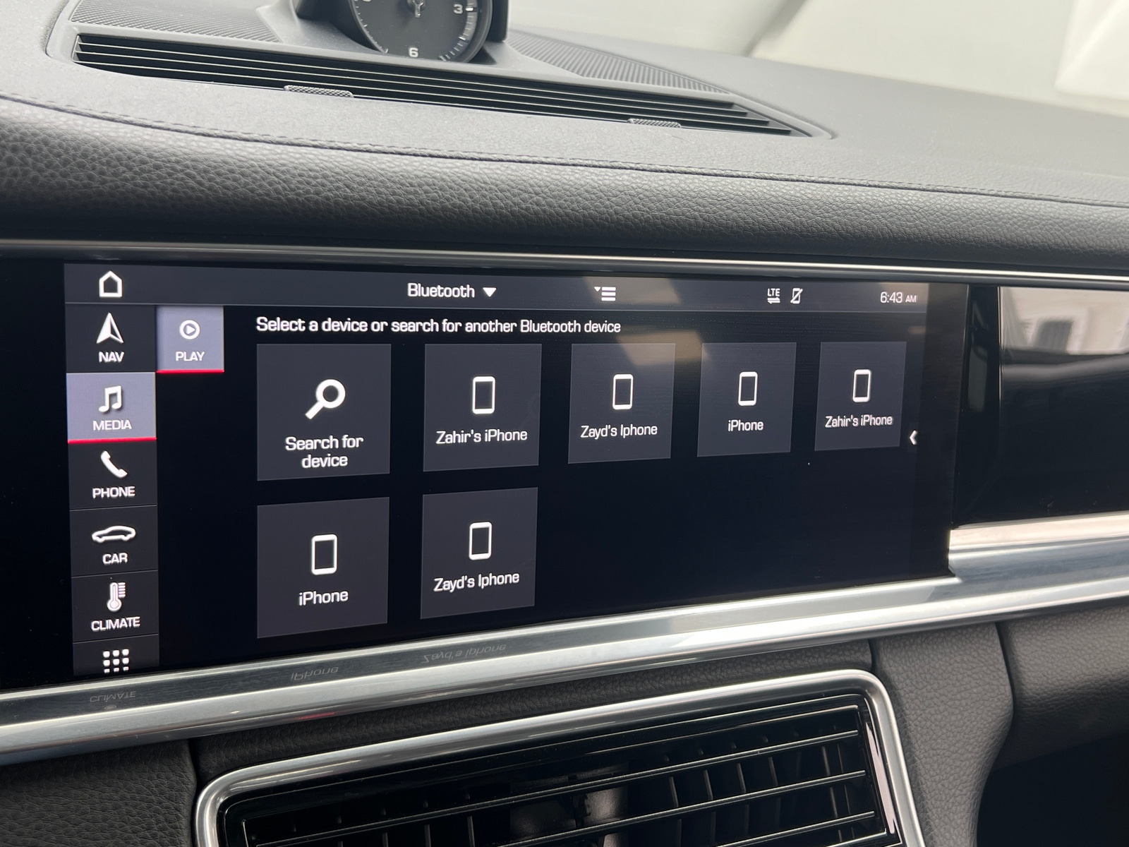 Thumbnail: 2018 Porsche Panamera - 3