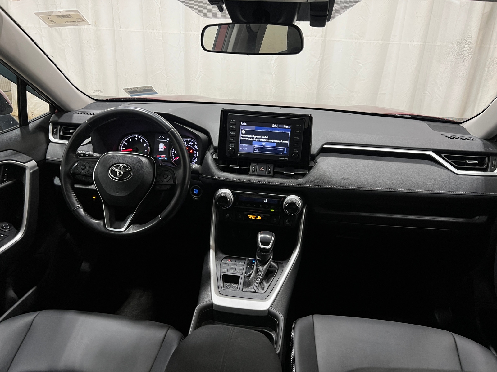 Thumbnail: 2021 Toyota RAV4 - 2