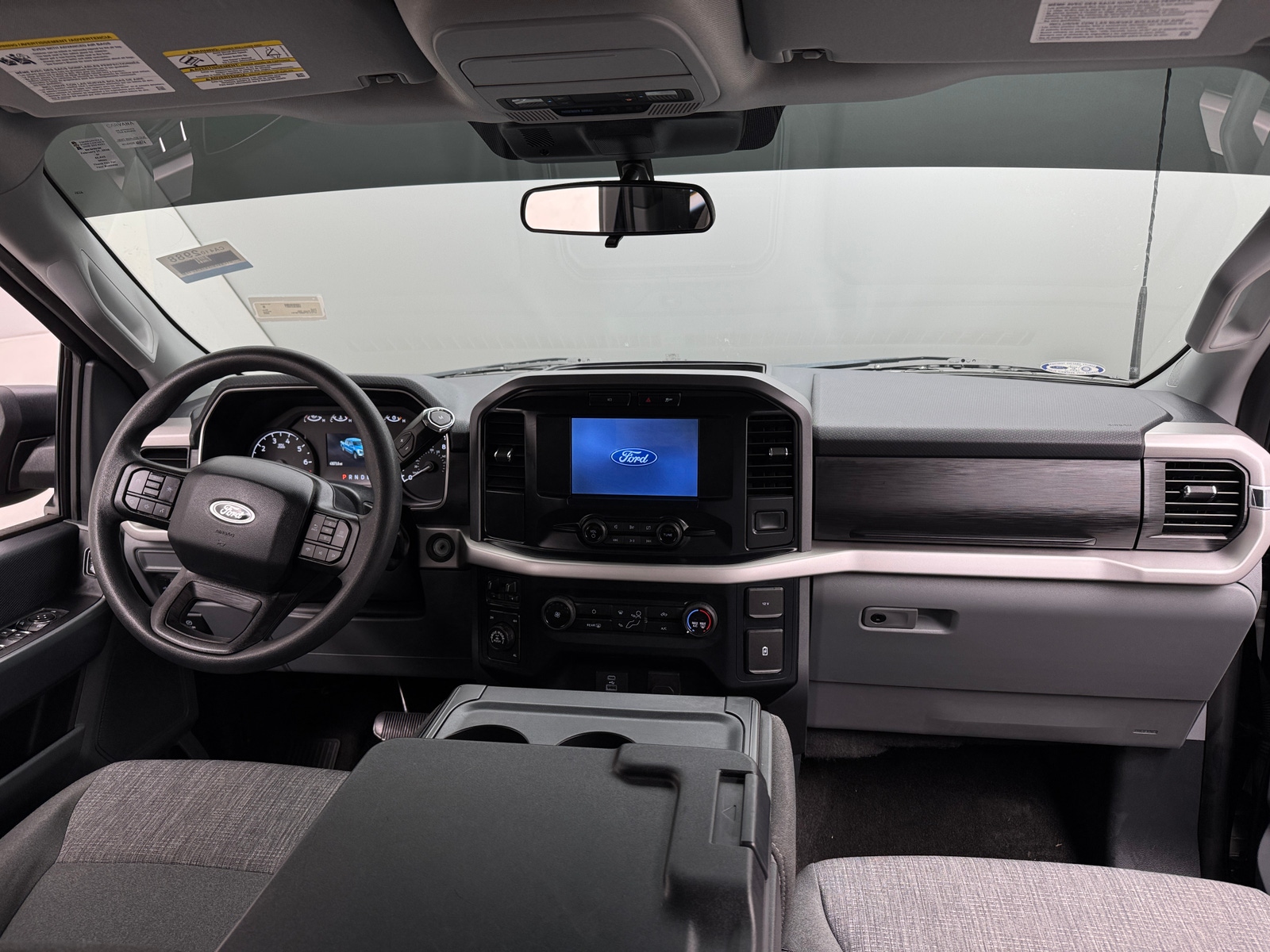 Thumbnail: 2022 Ford Econoline - 3