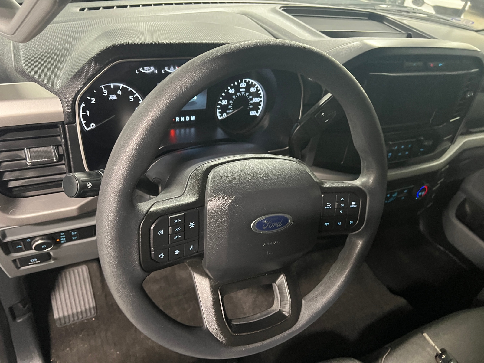 Thumbnail: 2022 Ford Econoline - 5