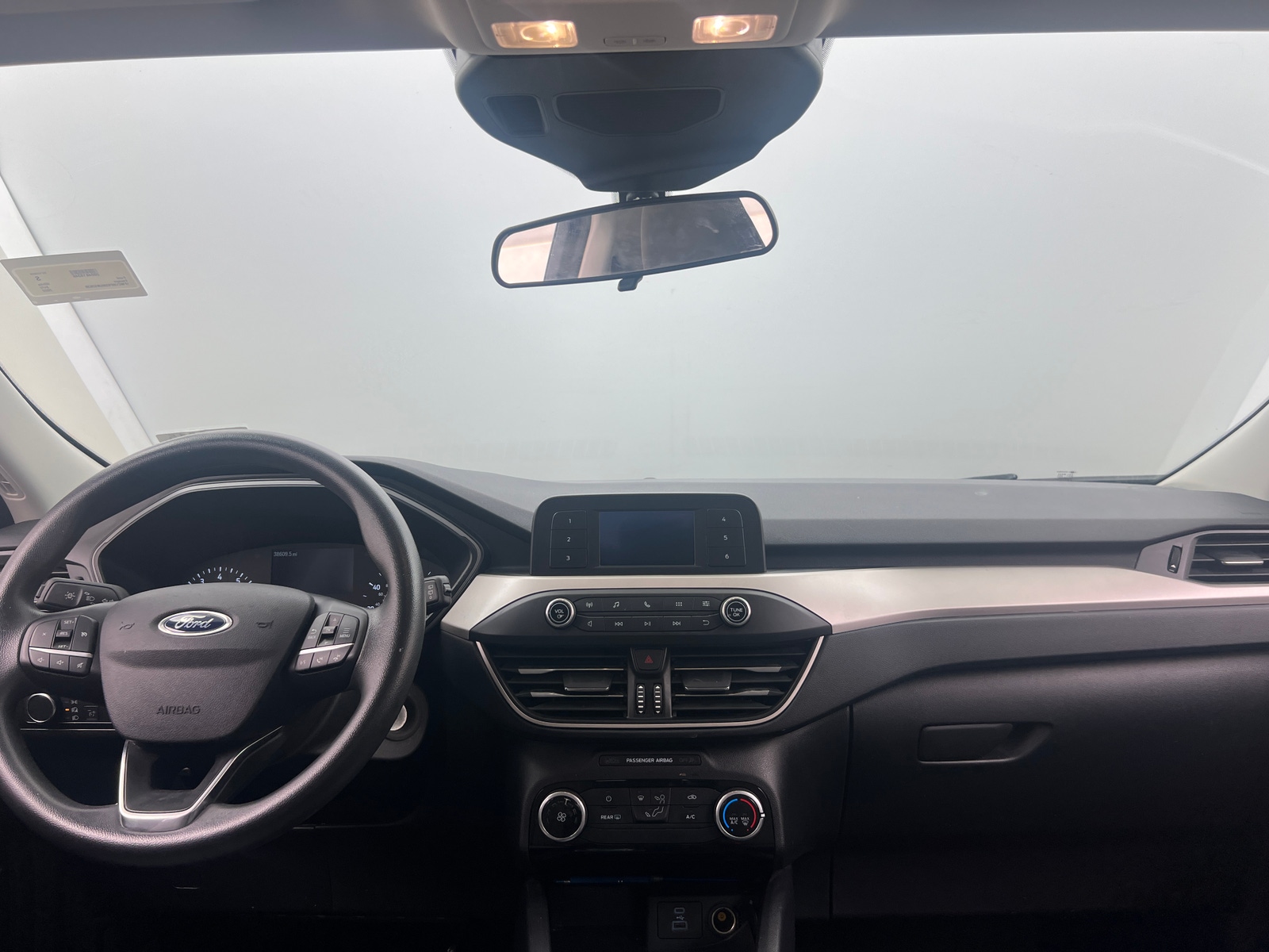 Thumbnail: 2022 Ford Escape - 3