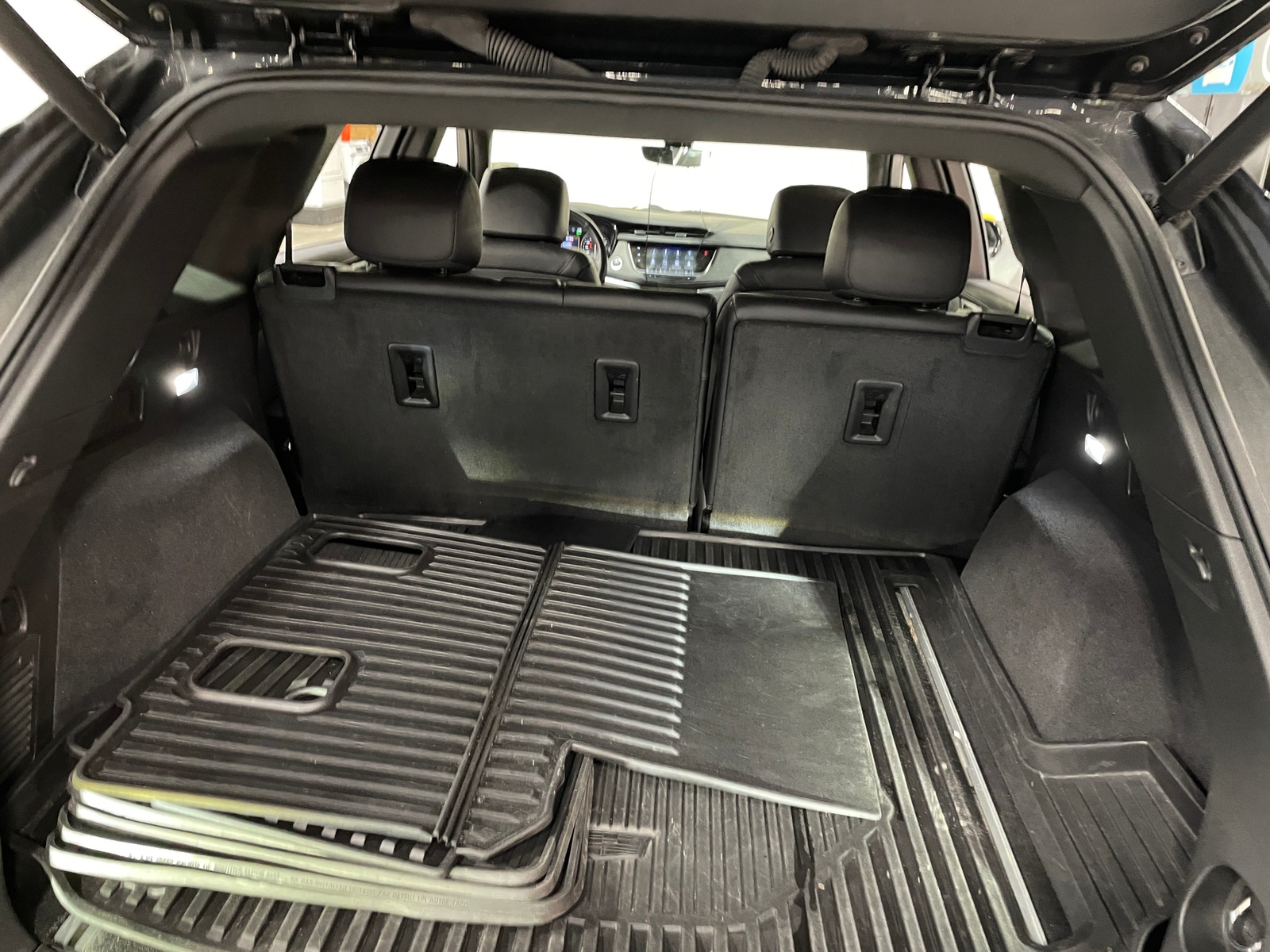 Thumbnail: 2022 Cadillac XT5 - 6