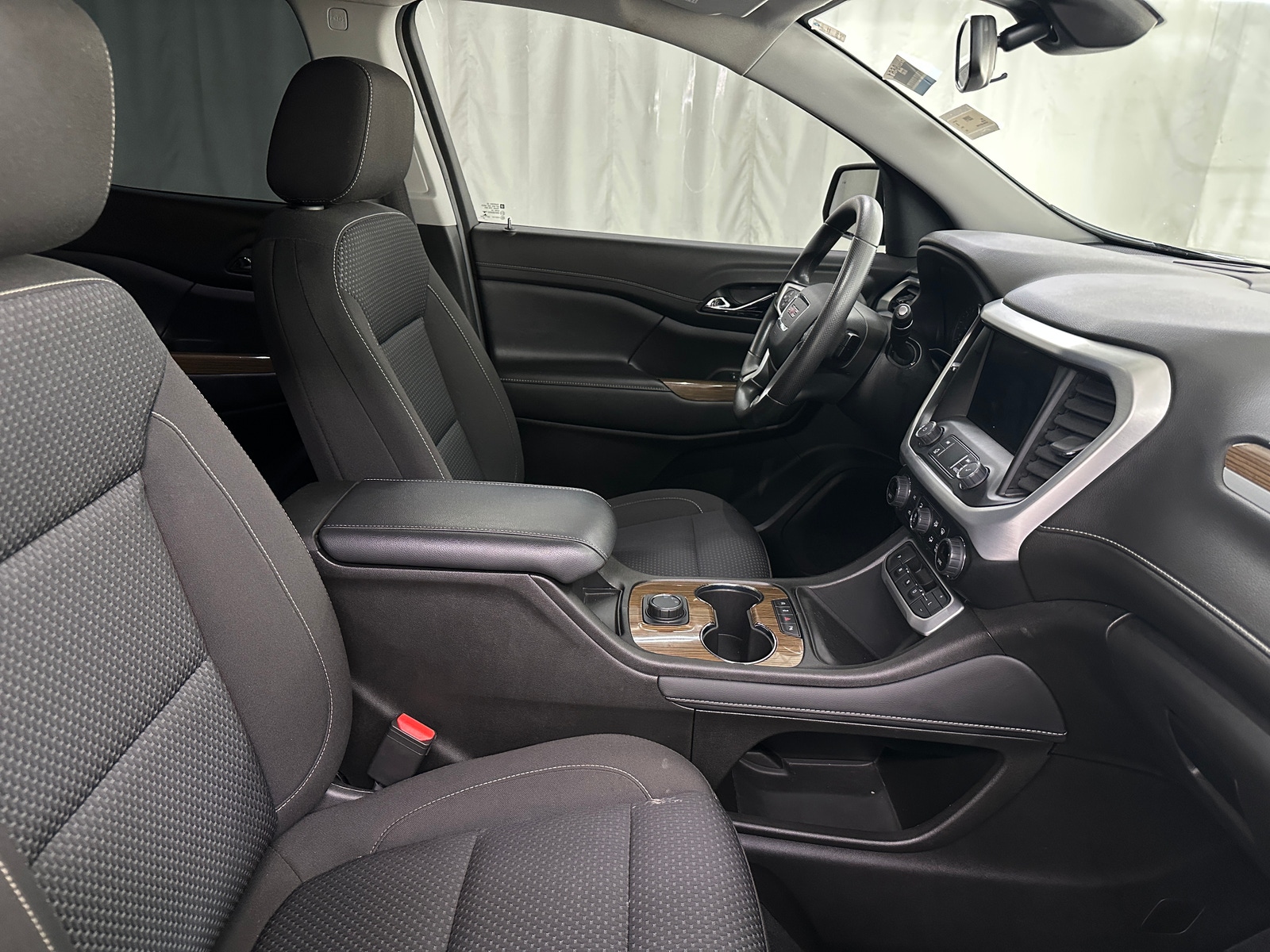 Thumbnail: 2023 GMC Acadia - 2