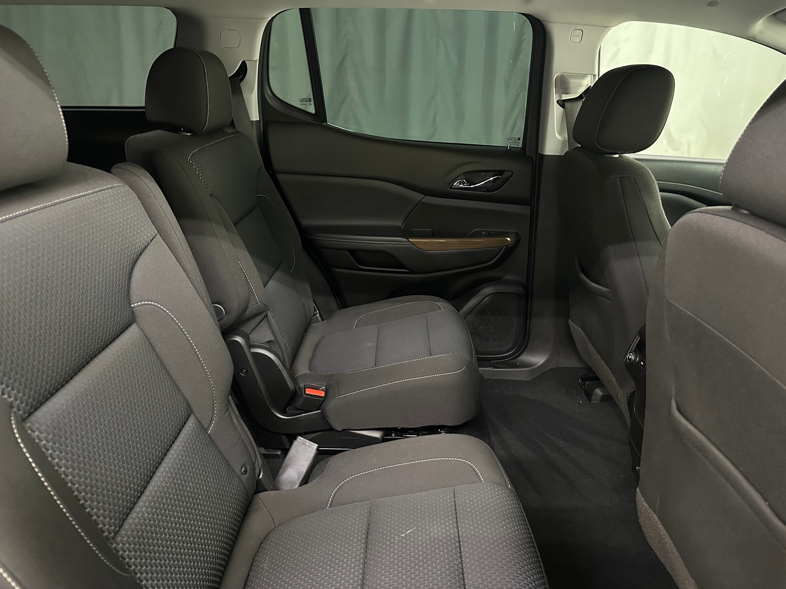 Thumbnail: 2023 GMC Acadia - 6