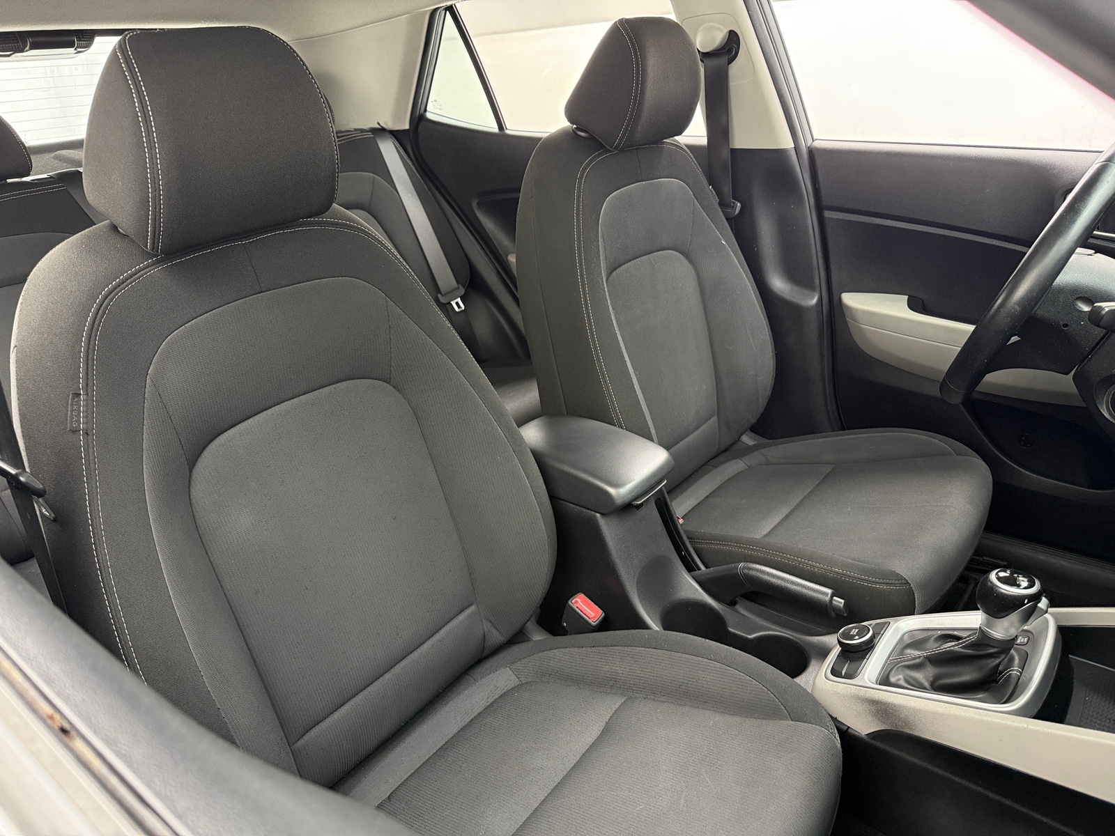 Thumbnail: 2022 Hyundai Venue - 2