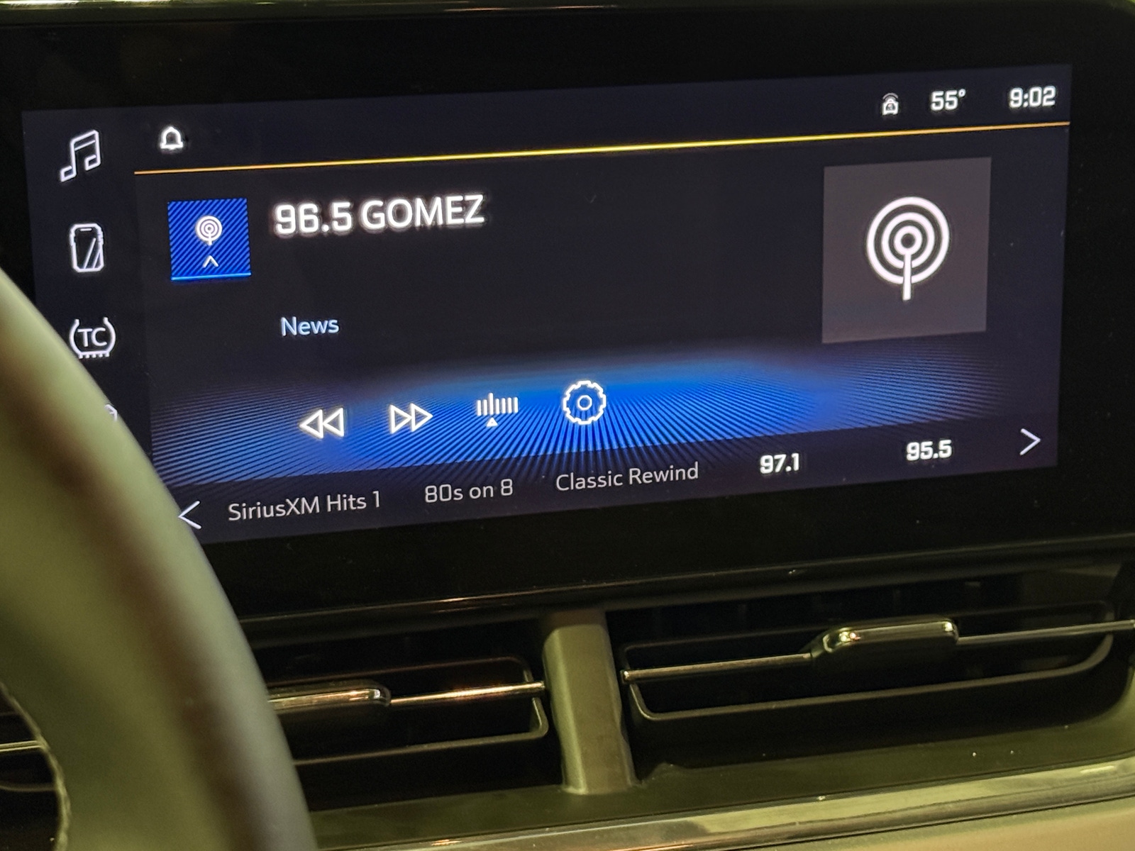 Thumbnail: 2025 Chevrolet Trax - 4