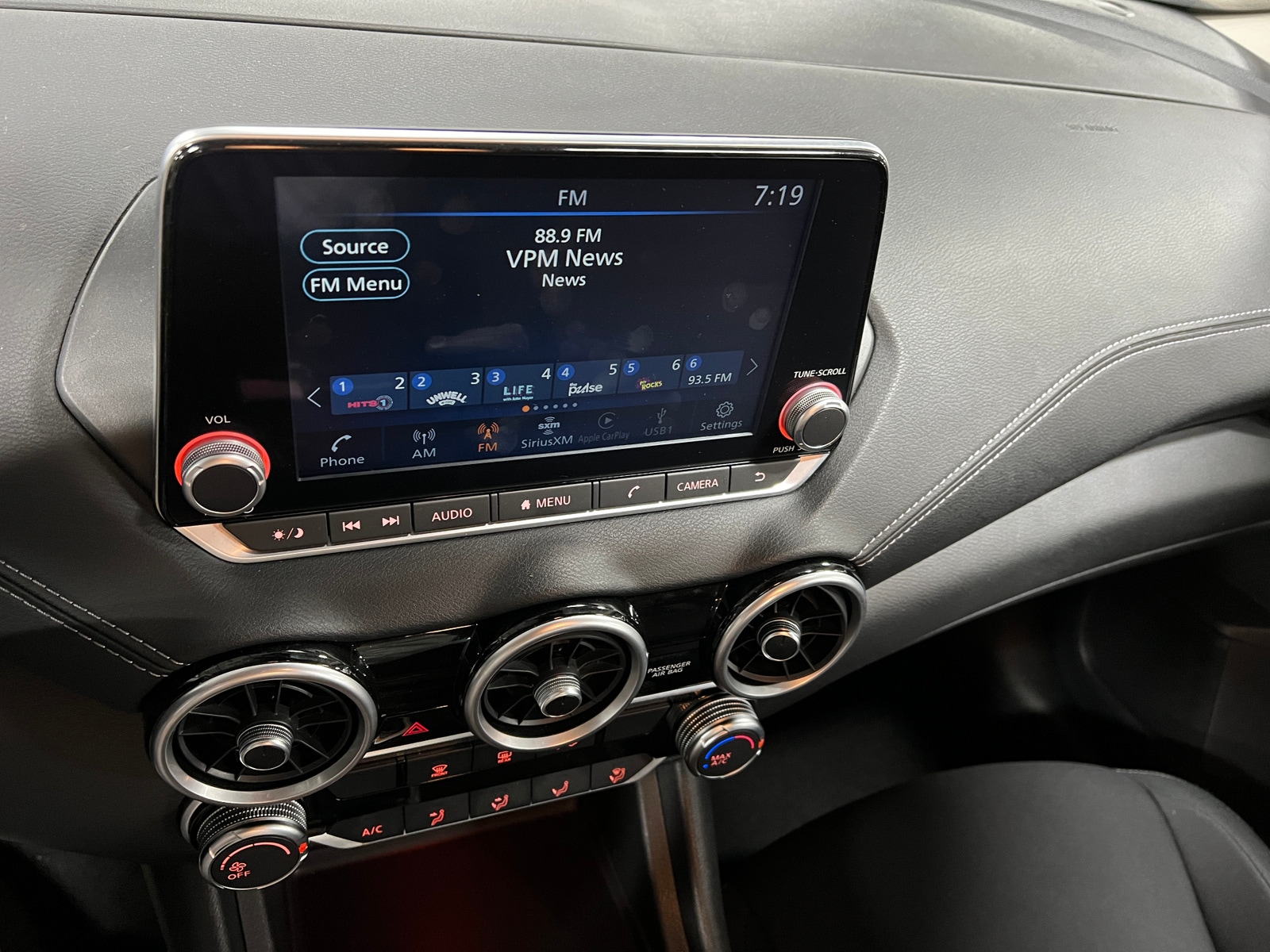 Thumbnail: 2025 Nissan Sentra - 4