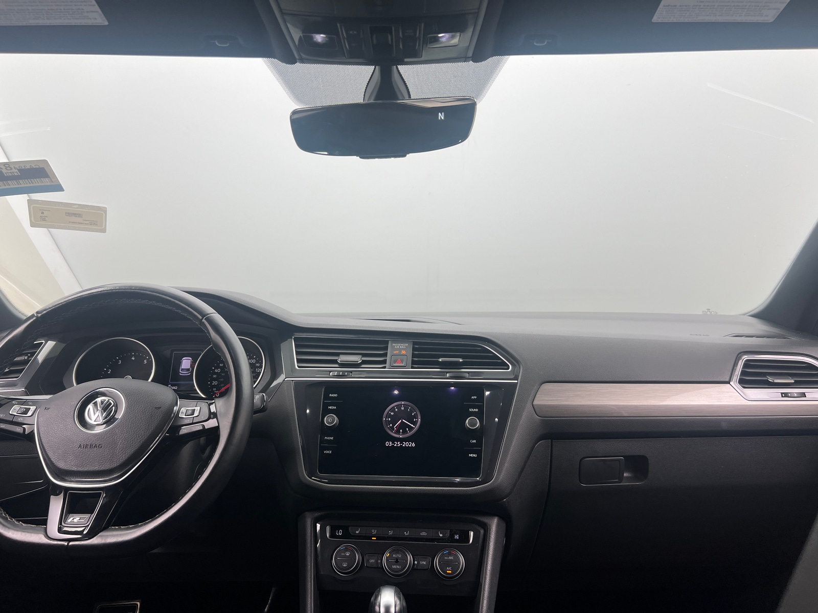 Thumbnail: 2021 Volkswagen Tiguan - 2