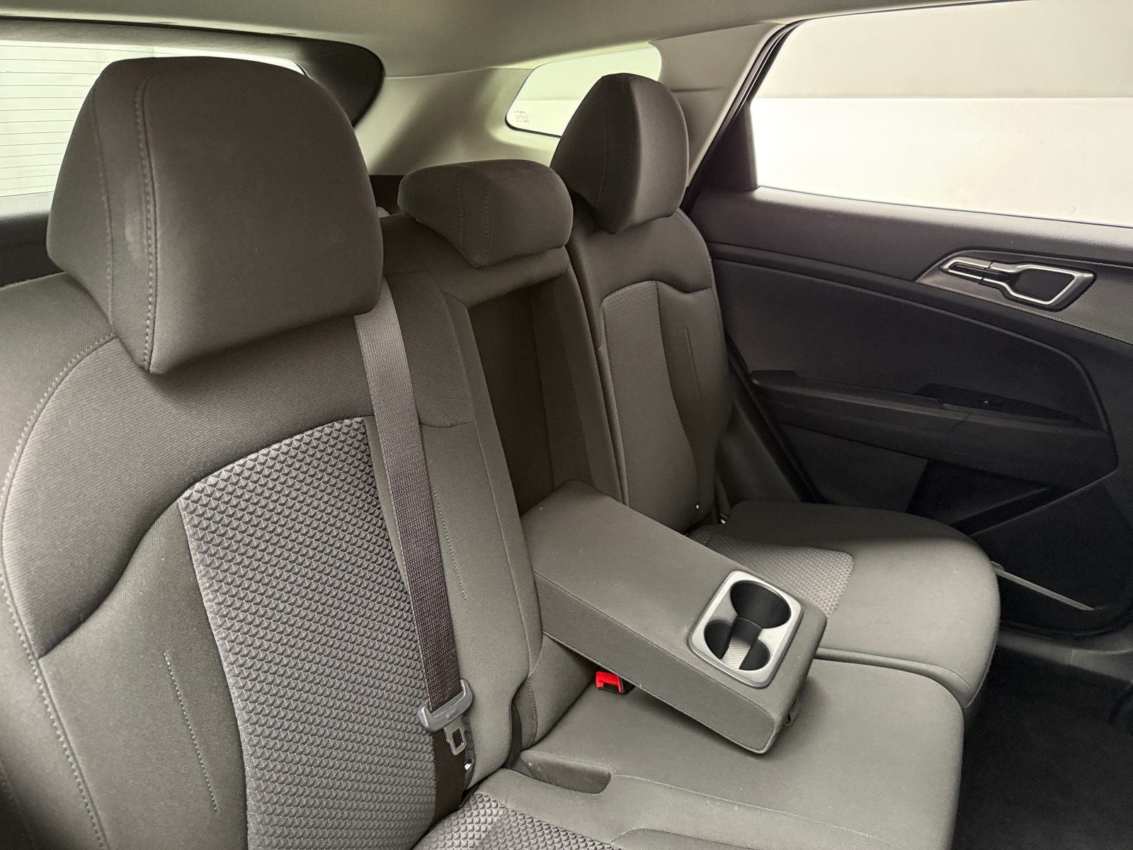 Thumbnail: 2025 Kia Sportage - 6