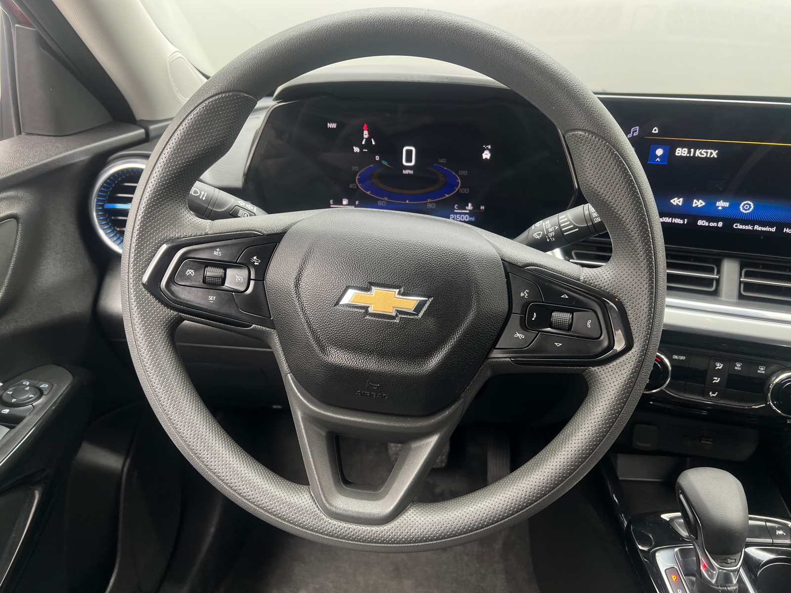 Thumbnail: 2025 Chevrolet Trax - 5