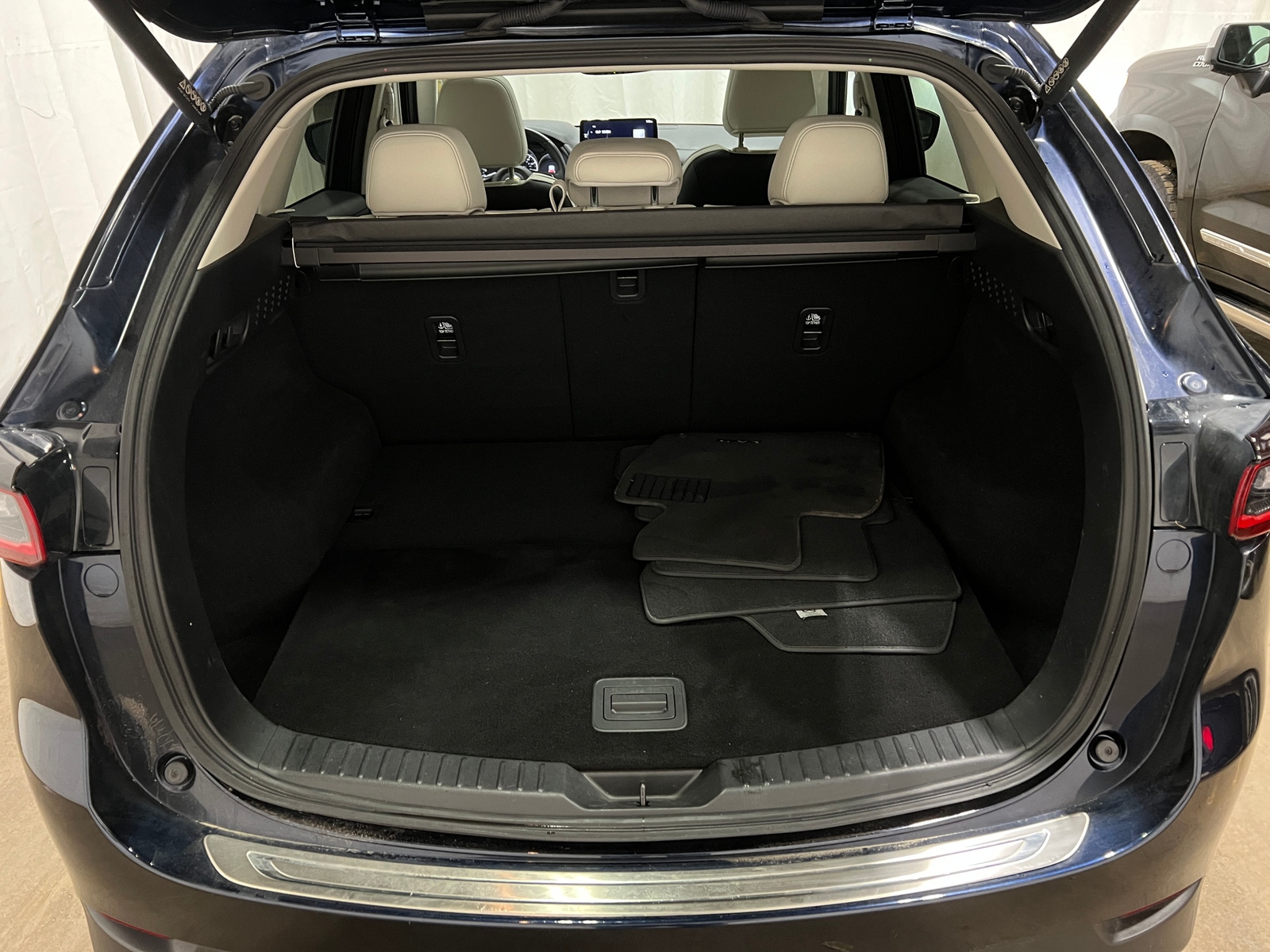 Thumbnail: 2023 Mazda CX-5 - 6