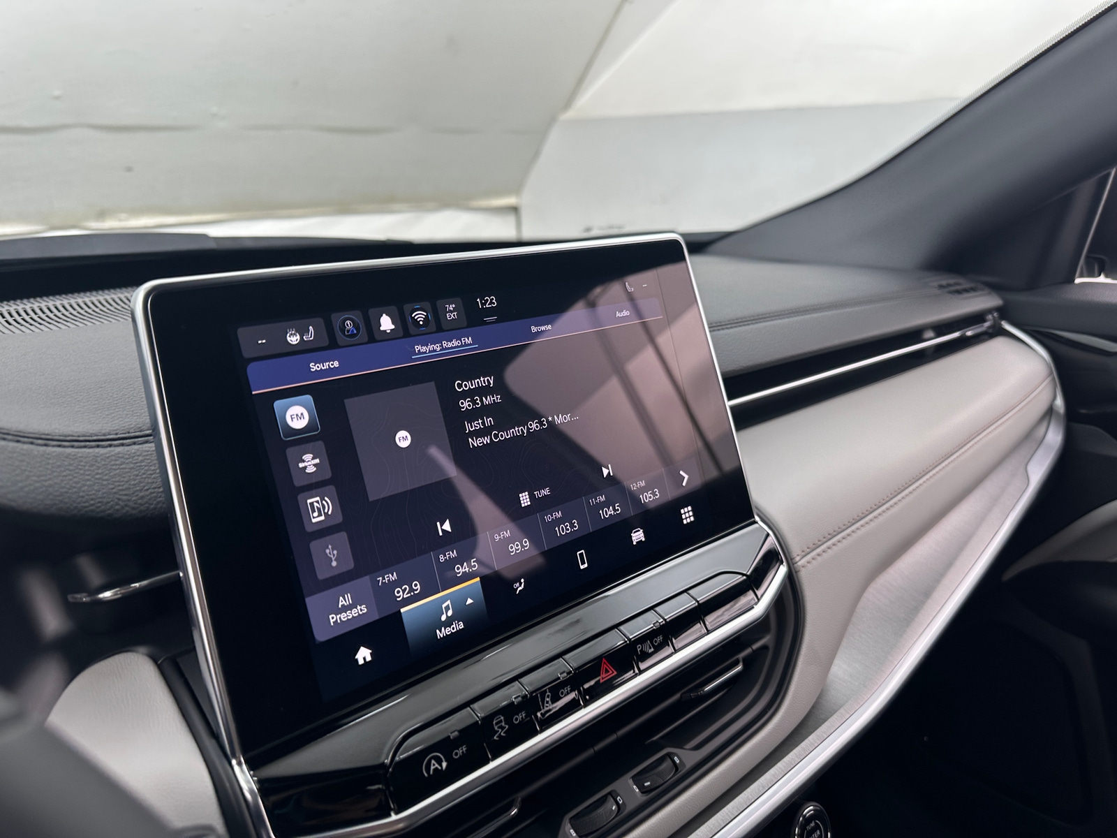 Thumbnail: 2026 Jeep Compass - 4