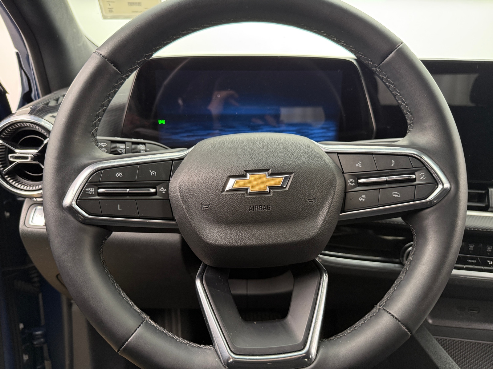 Thumbnail: 2025 Chevrolet Equinox - 5