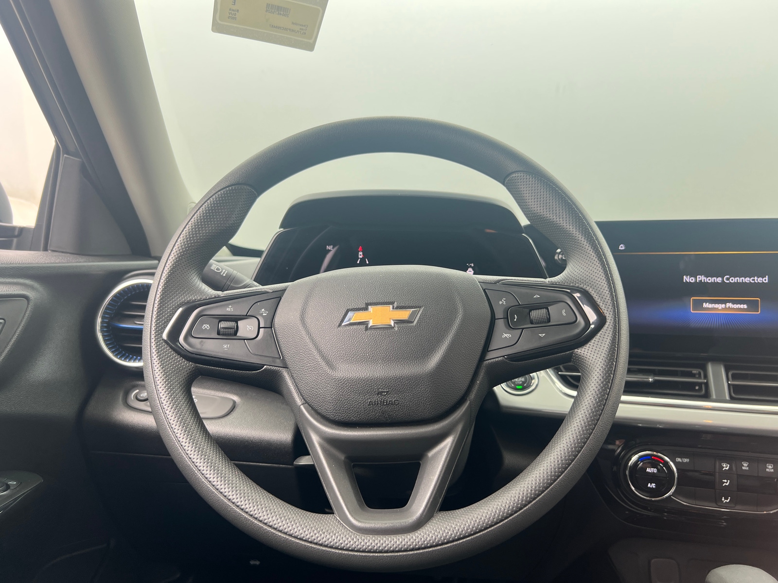 Thumbnail: 2025 Chevrolet Trax - 5