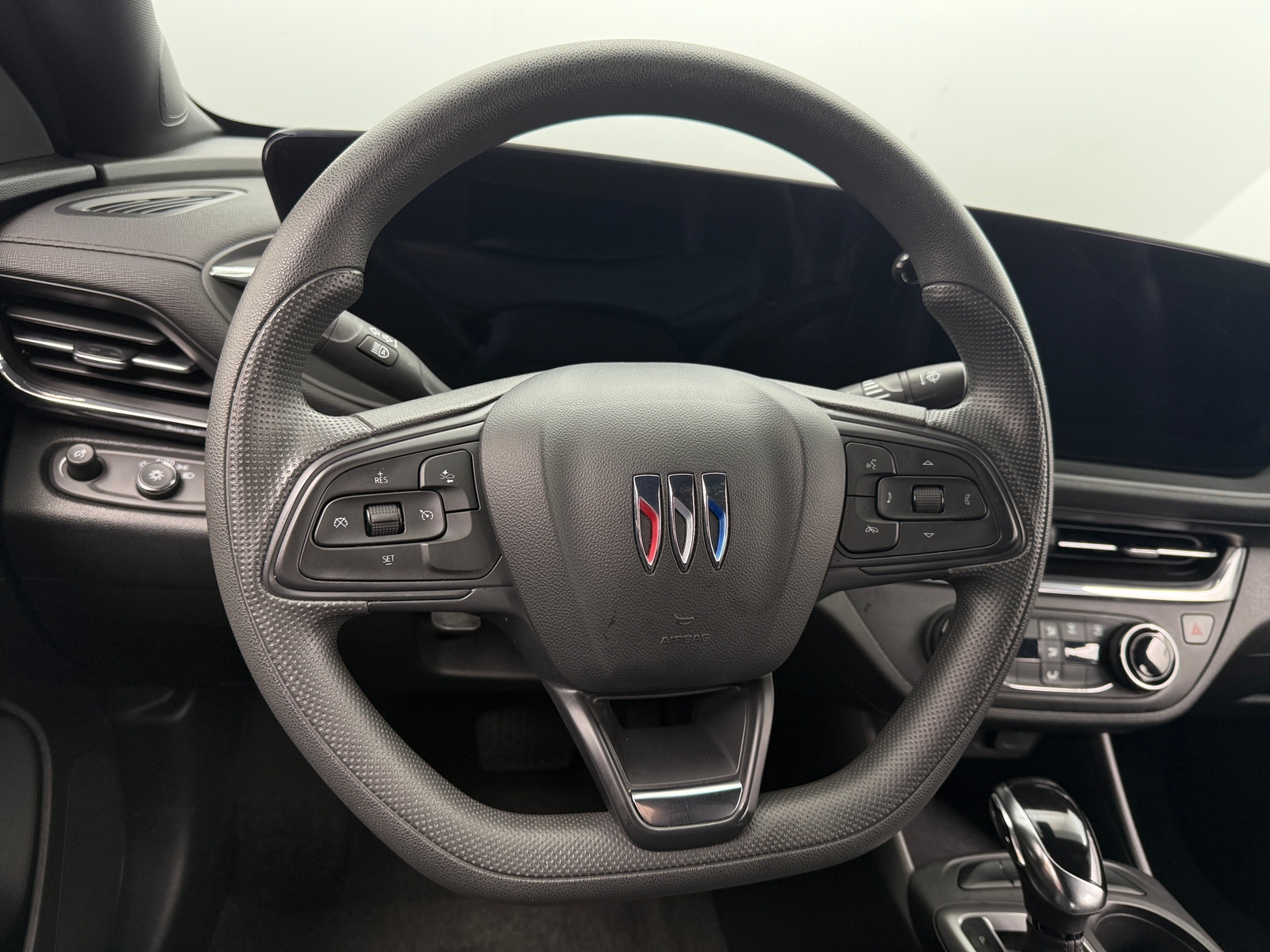 Thumbnail: 2025 Buick Envista - 4