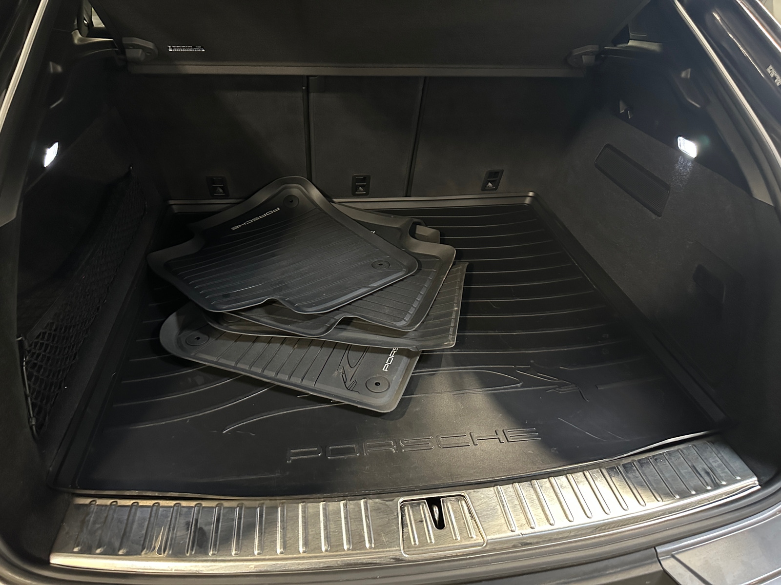 Thumbnail: 2024 Porsche  - 6