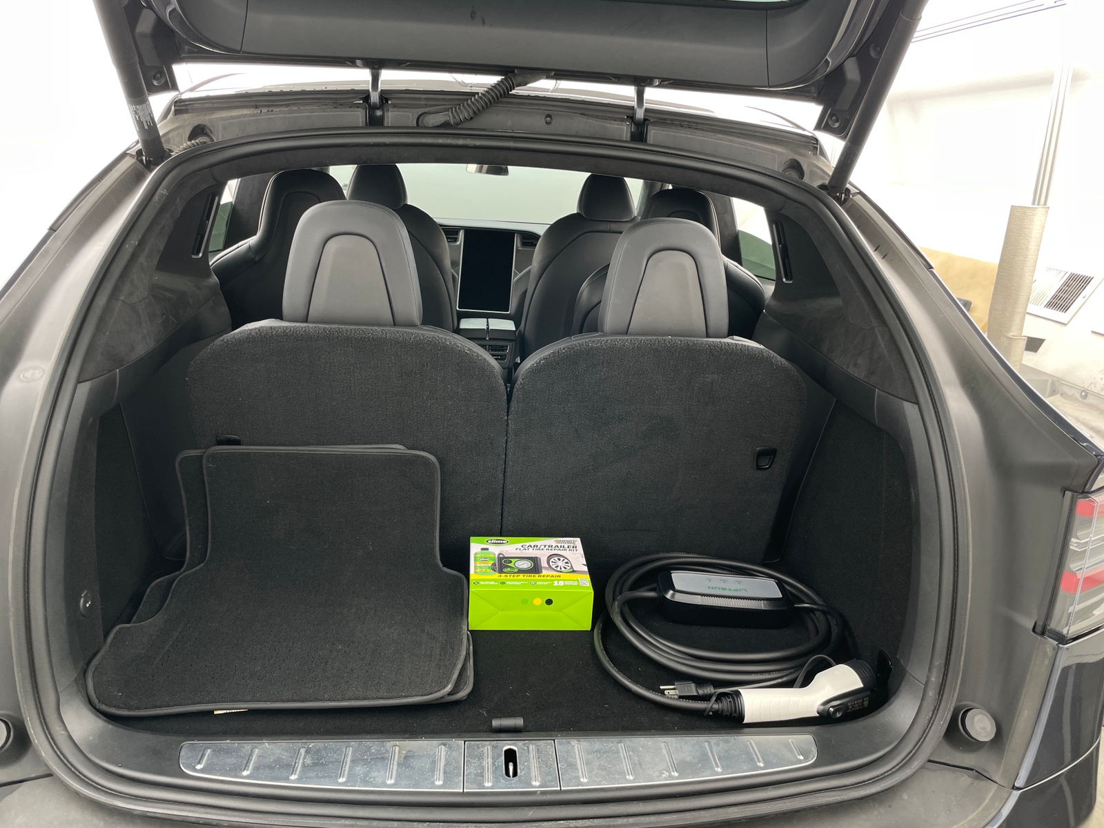 Thumbnail: 2020 Tesla Model X - 6