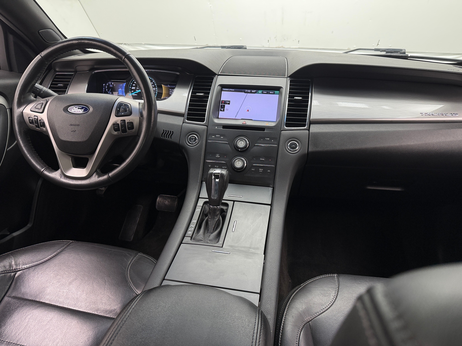 Thumbnail: 2013 Ford Taurus - 2